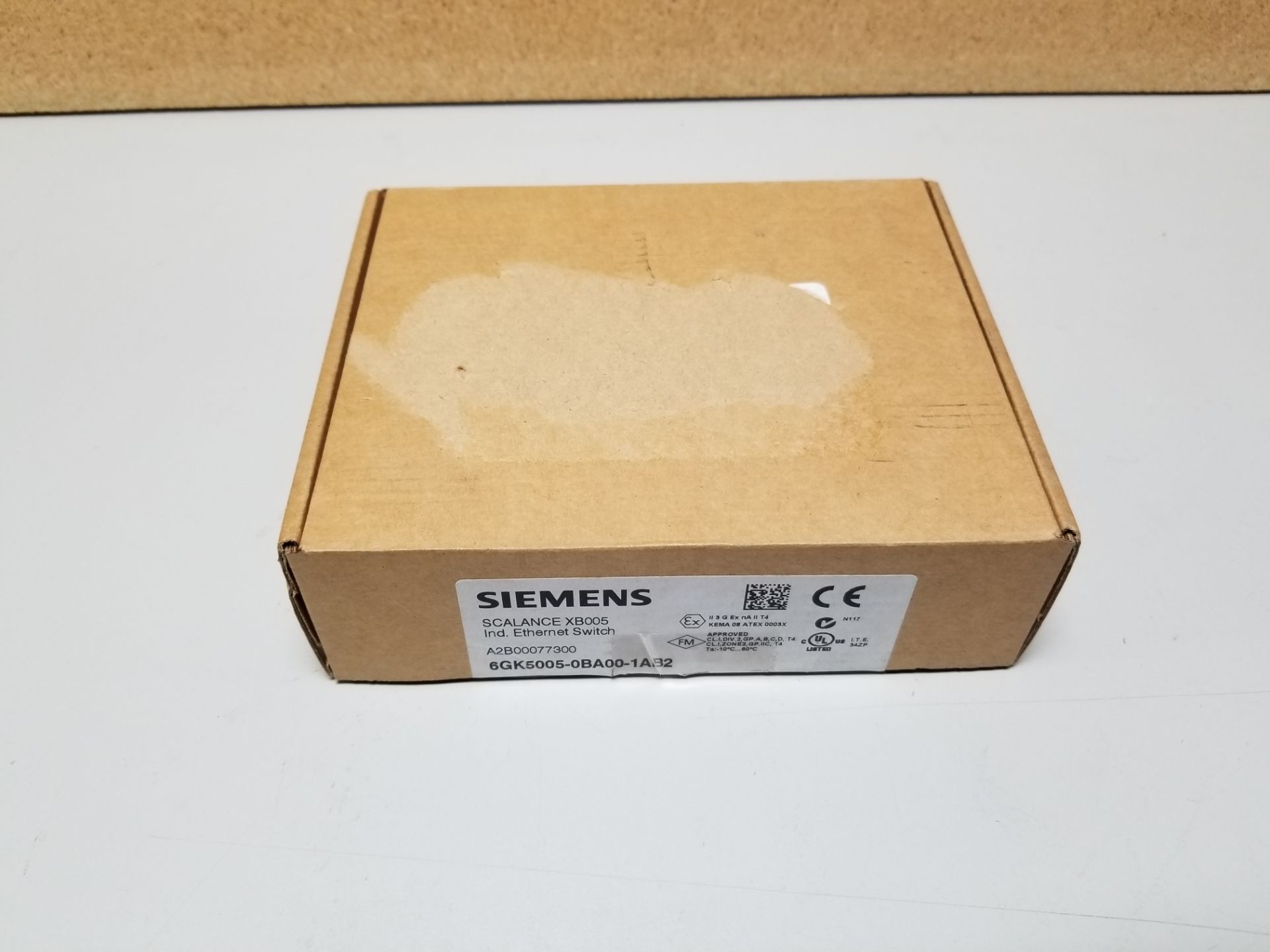 NEW SIEMENS SCALANCE XB005 INDUSTRIAL ETHERNET SWITCH