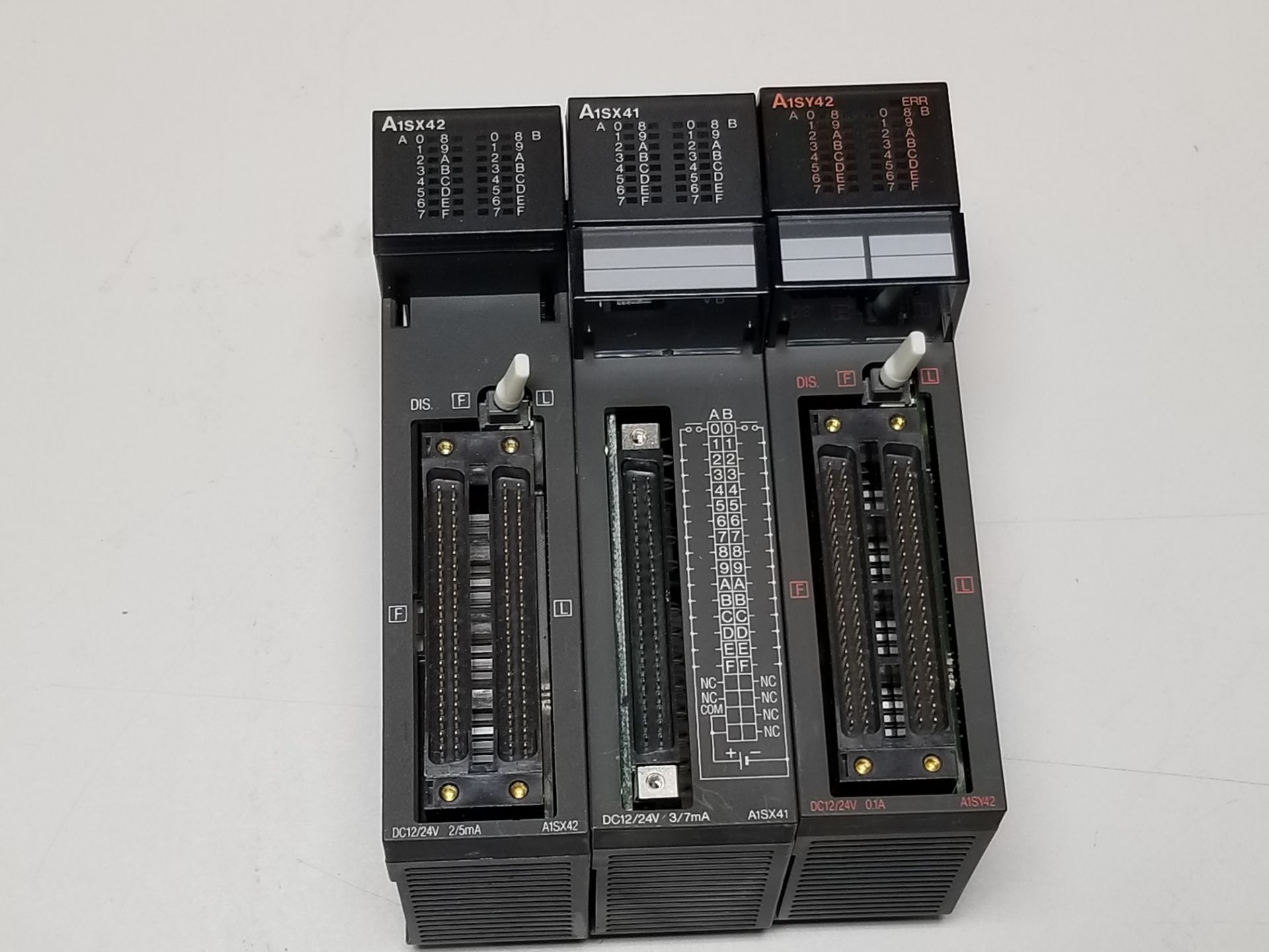 LOT OF MITSUBISHI PLC MODULES