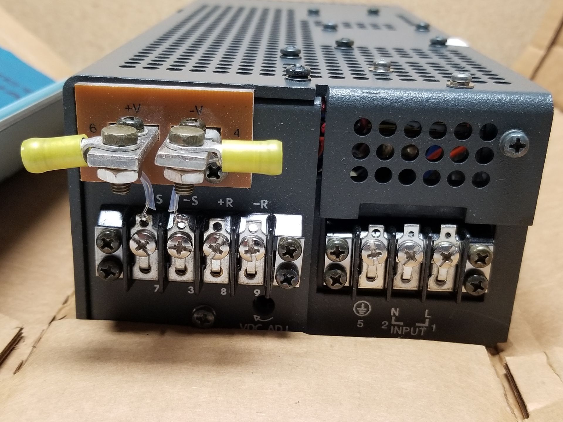 New Lambda Regulated Power Supply - Image 4 of 6