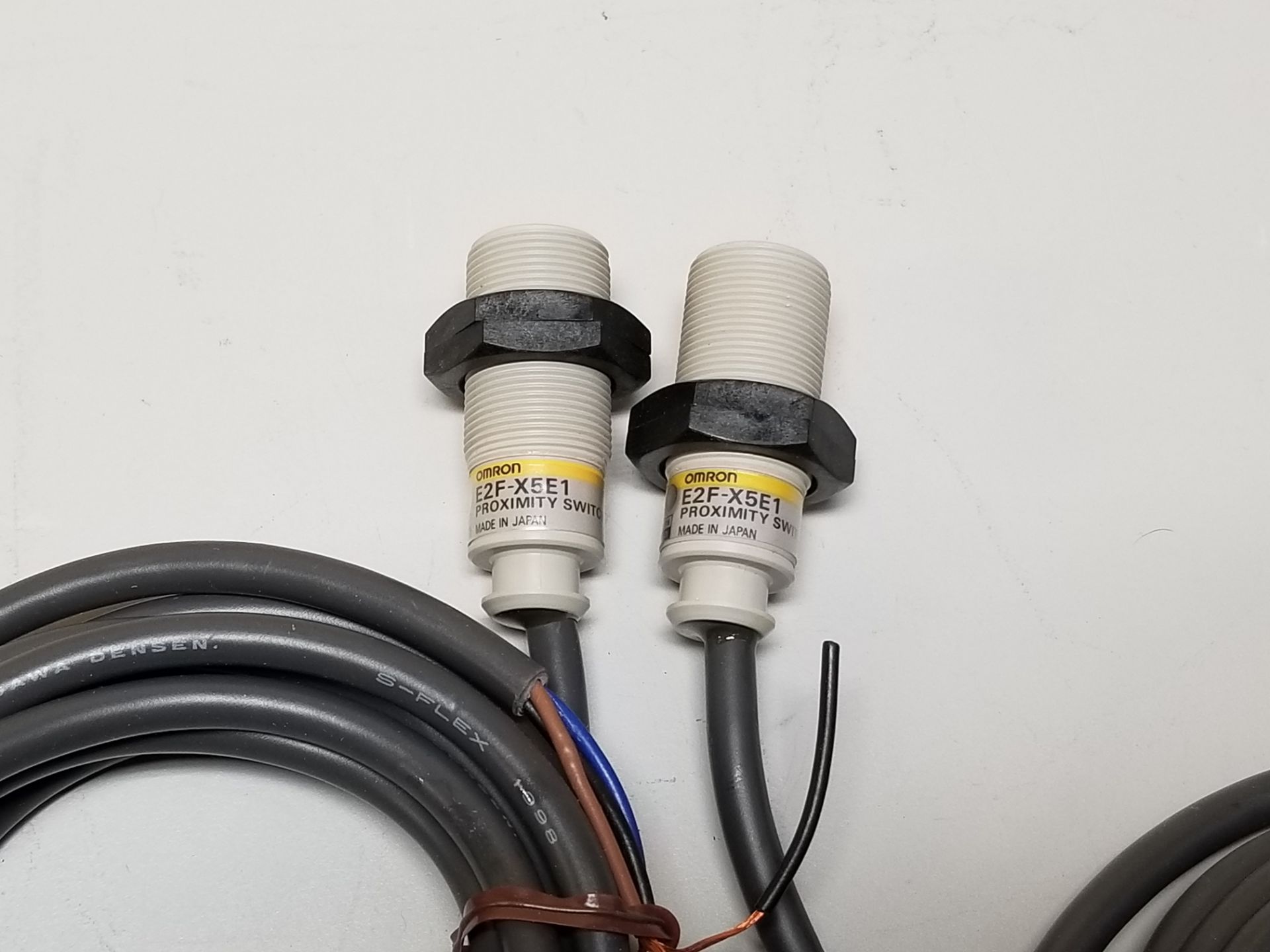 Lot of New Omron Proximity Switch Sensors - Image 2 of 2