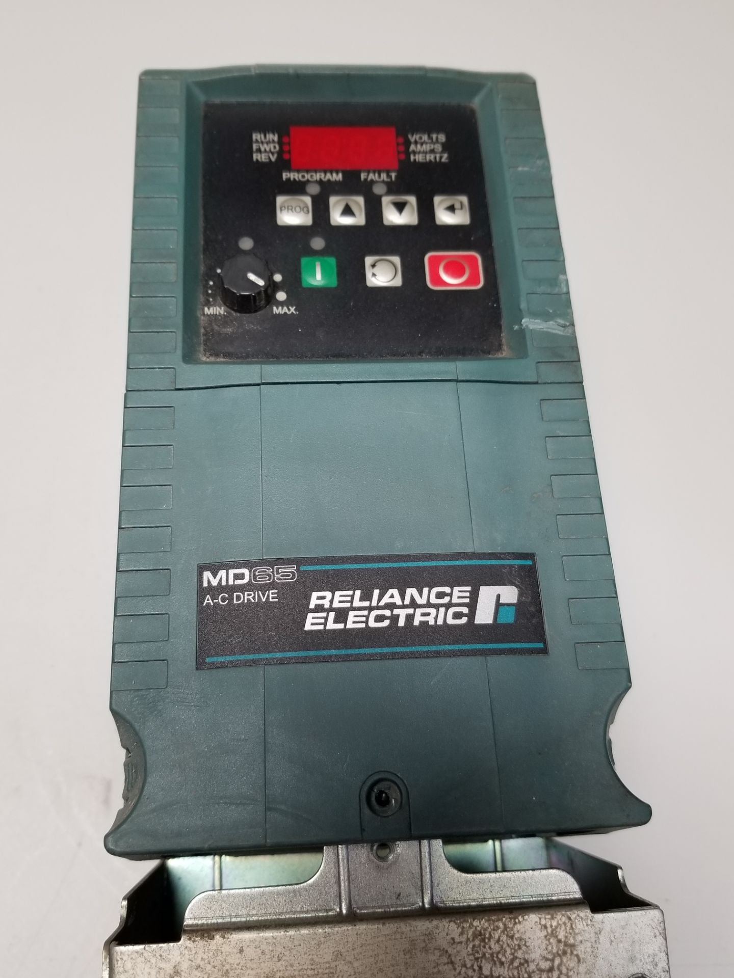 RELIANCE ELECTRIC MD65 AC DRIVE - Image 2 of 5