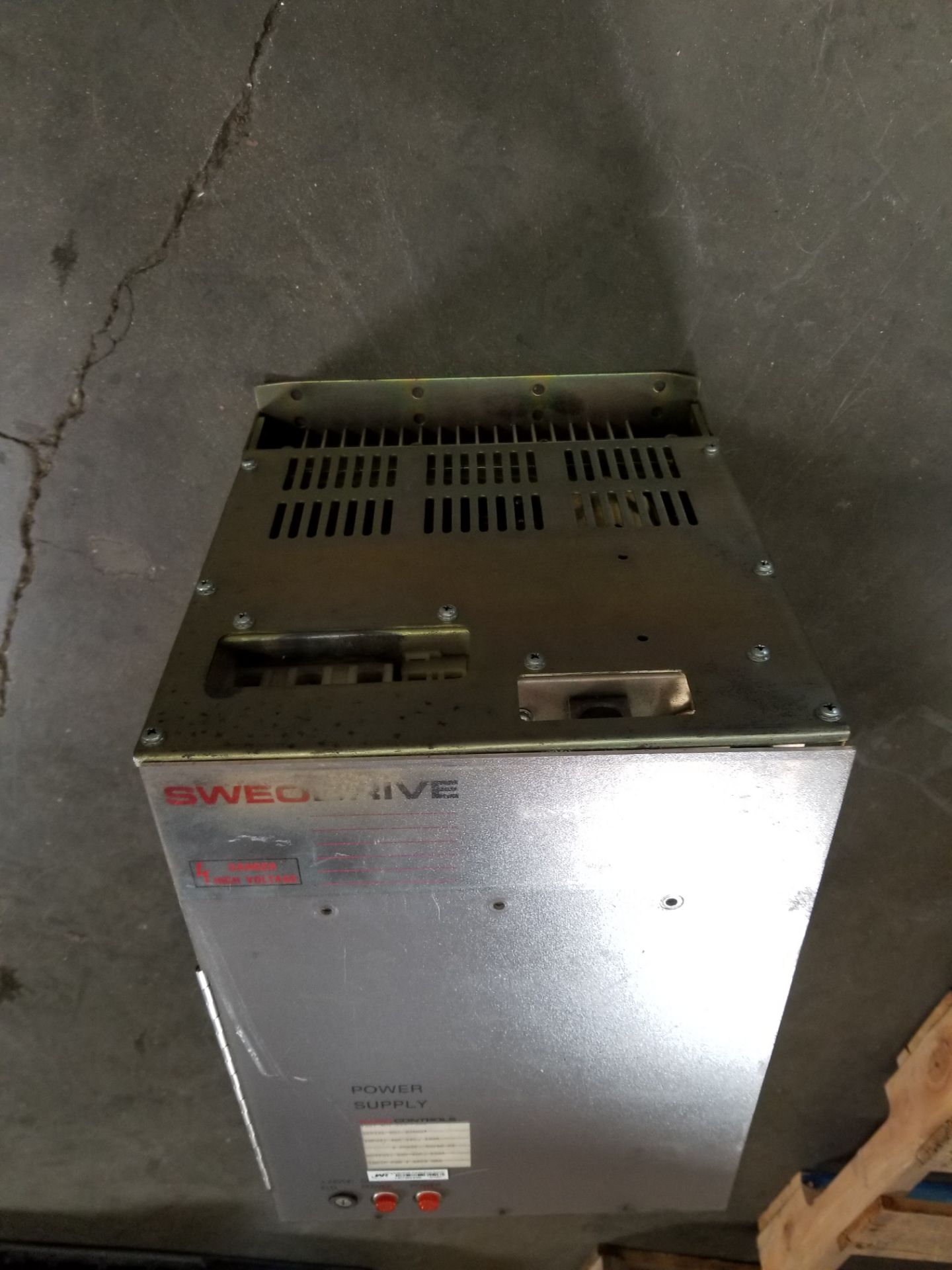 SWEO DRIVE POWER SUPPLY - Image 4 of 10