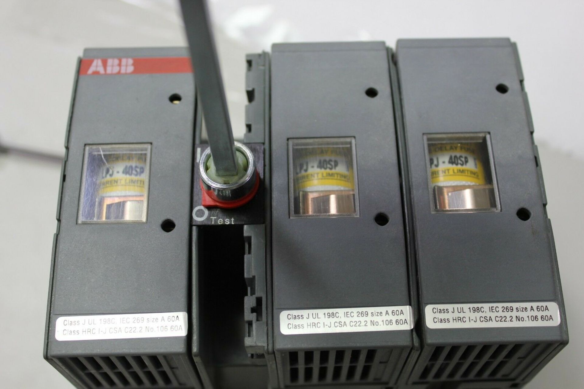 ABB 600VAC 60A ELECTRICAL DISCONNECT SWITCH - Image 2 of 3