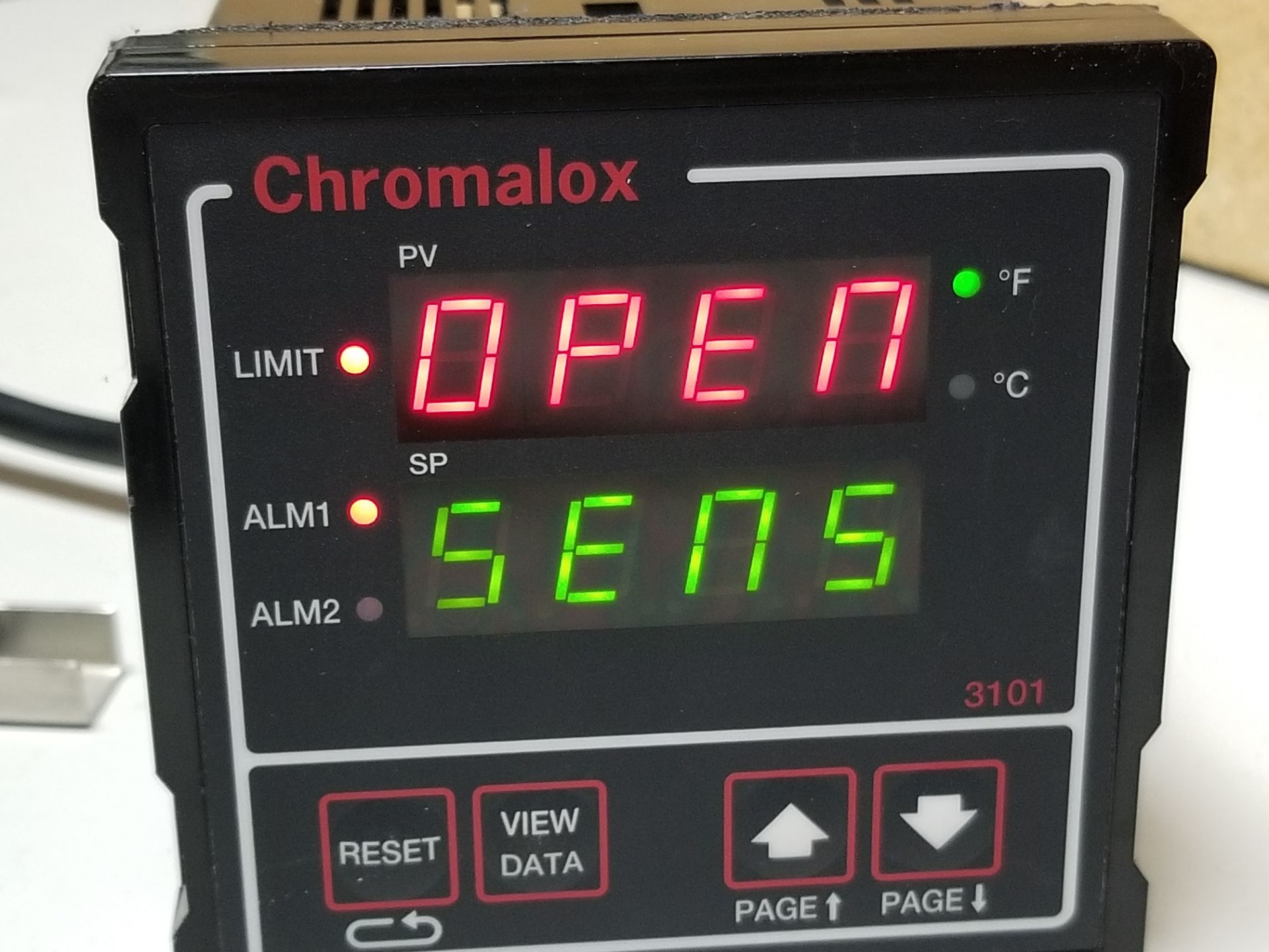 CHROMALOX HIGH/LOW LIMIT CONTROLLER - Image 5 of 5