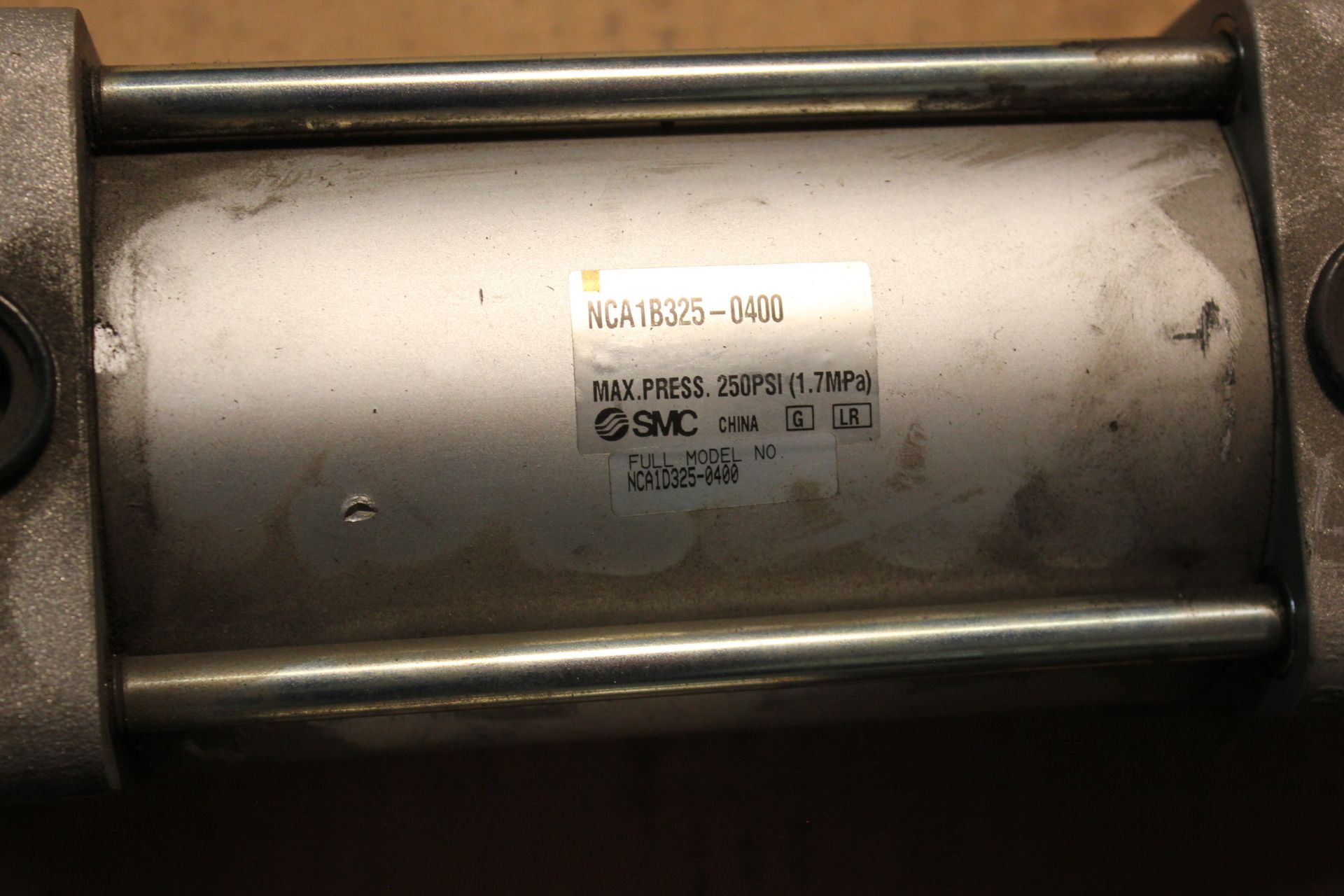 LOT OF 5 PNEUMATIC CYLINDERS - Image 2 of 6