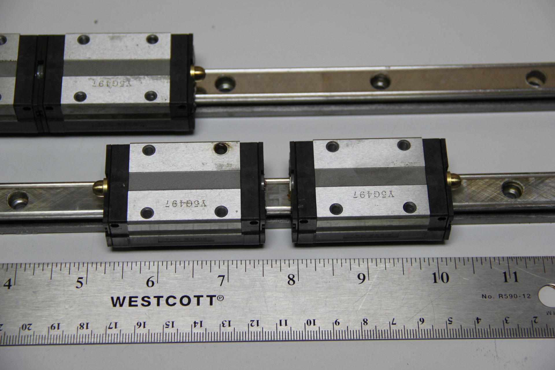 1 SET OF THK CAGED BALL LM GUIDE LINEAR MOTION RAILS & BEARING BLOCKS - Image 2 of 5