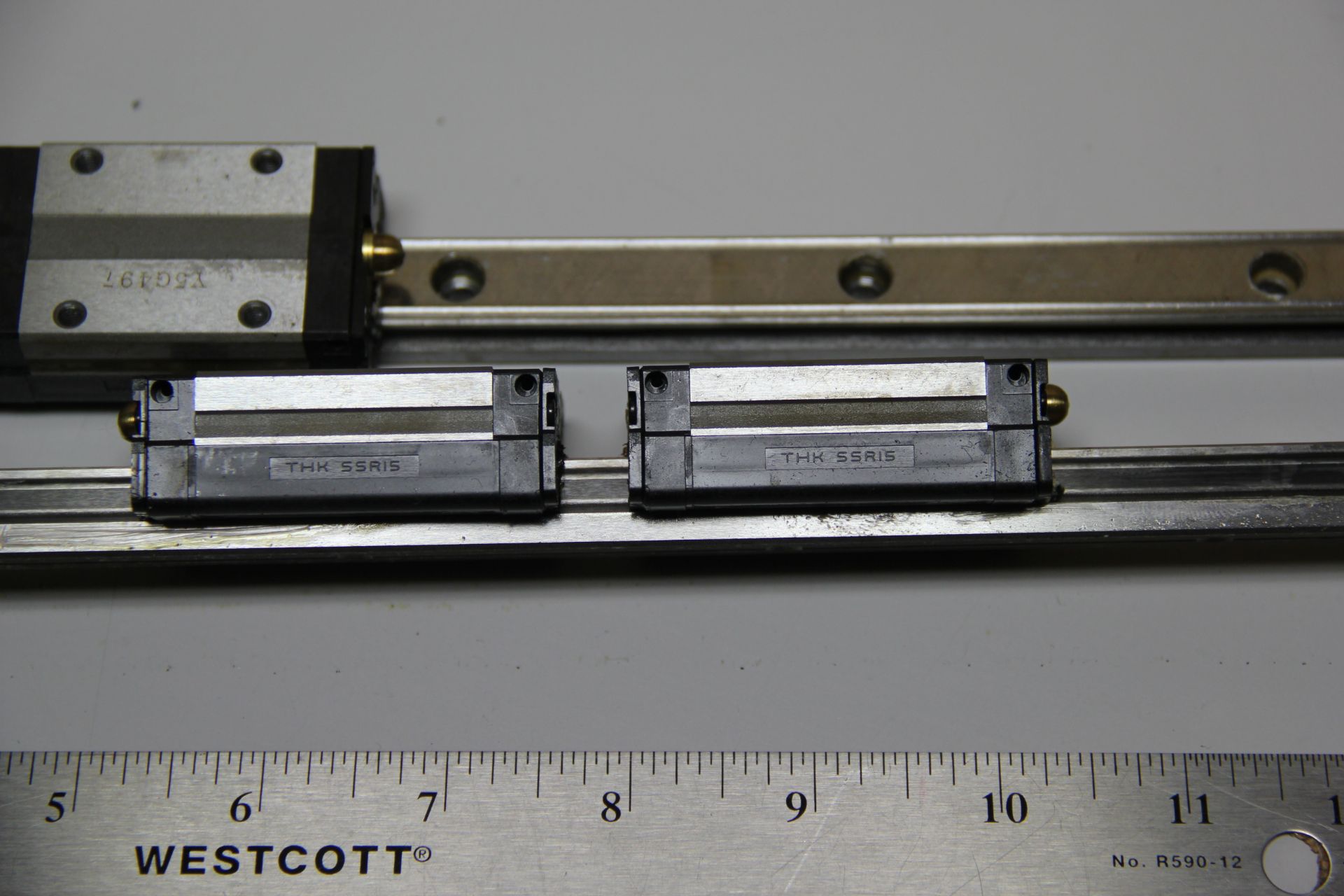 1 SET OF THK CAGED BALL LM GUIDE LINEAR MOTION RAILS & BEARING BLOCKS - Image 3 of 5