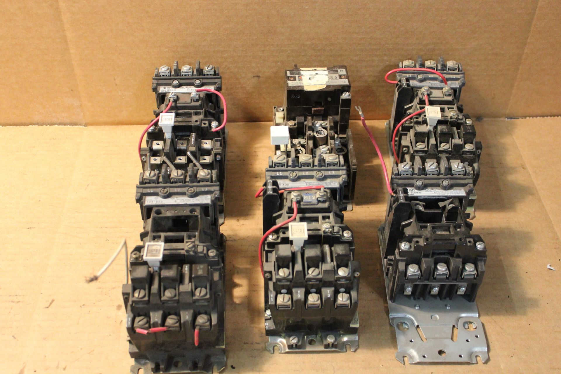 LOT OF 6 MOTOR STARTERS