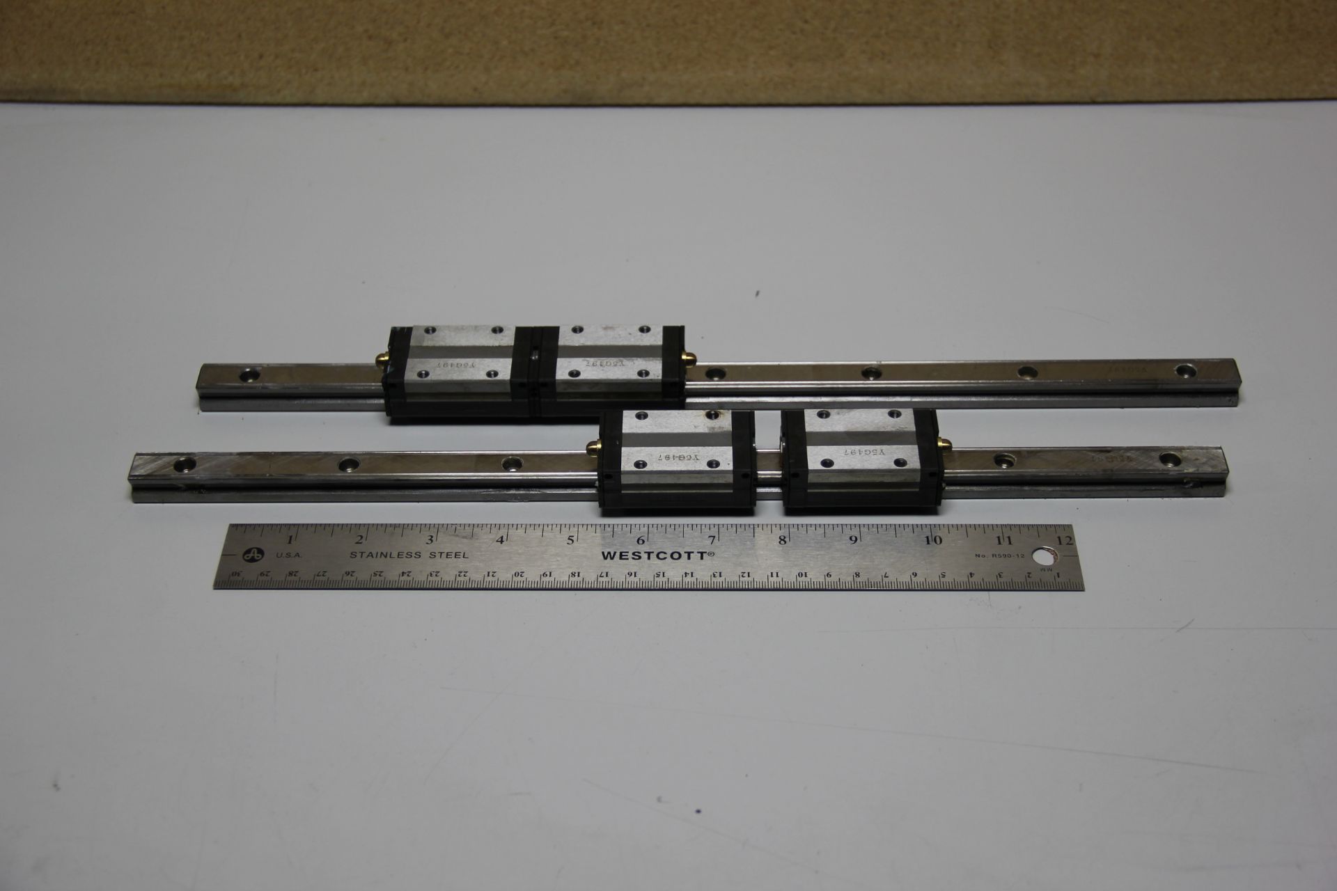 1 SET OF THK CAGED BALL LM GUIDE LINEAR MOTION RAILS & BEARING BLOCKS