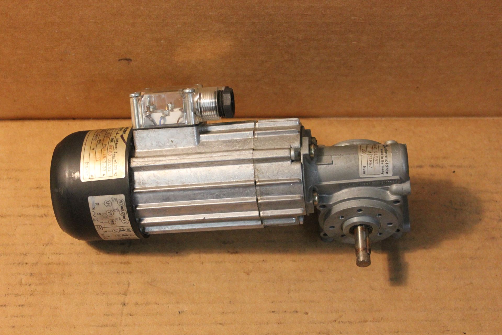 DUNKERMOTOREN INDUSTRIAL GEARMOTOR