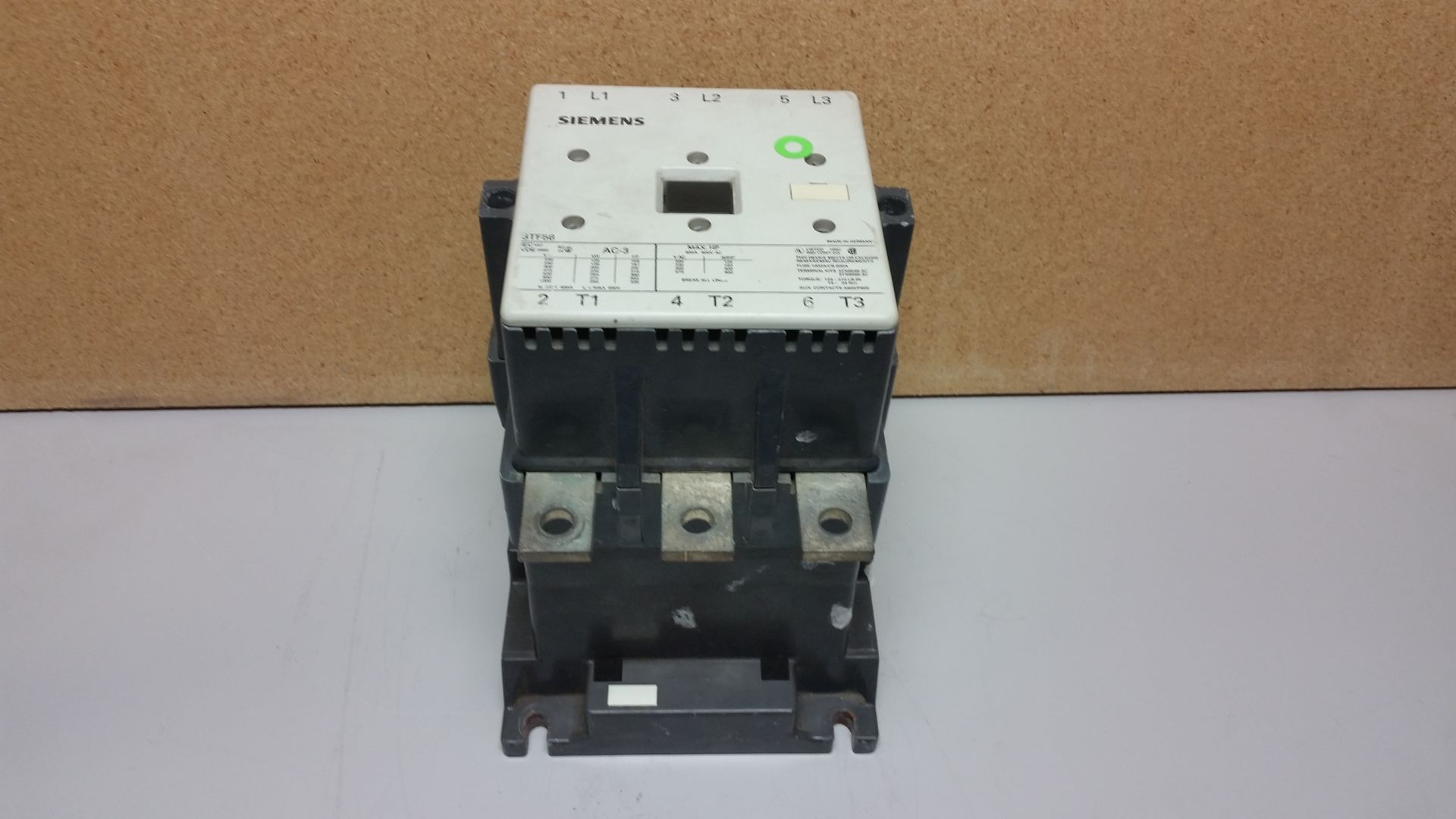 SIEMENS 3 POLE 400A CONTACTOR