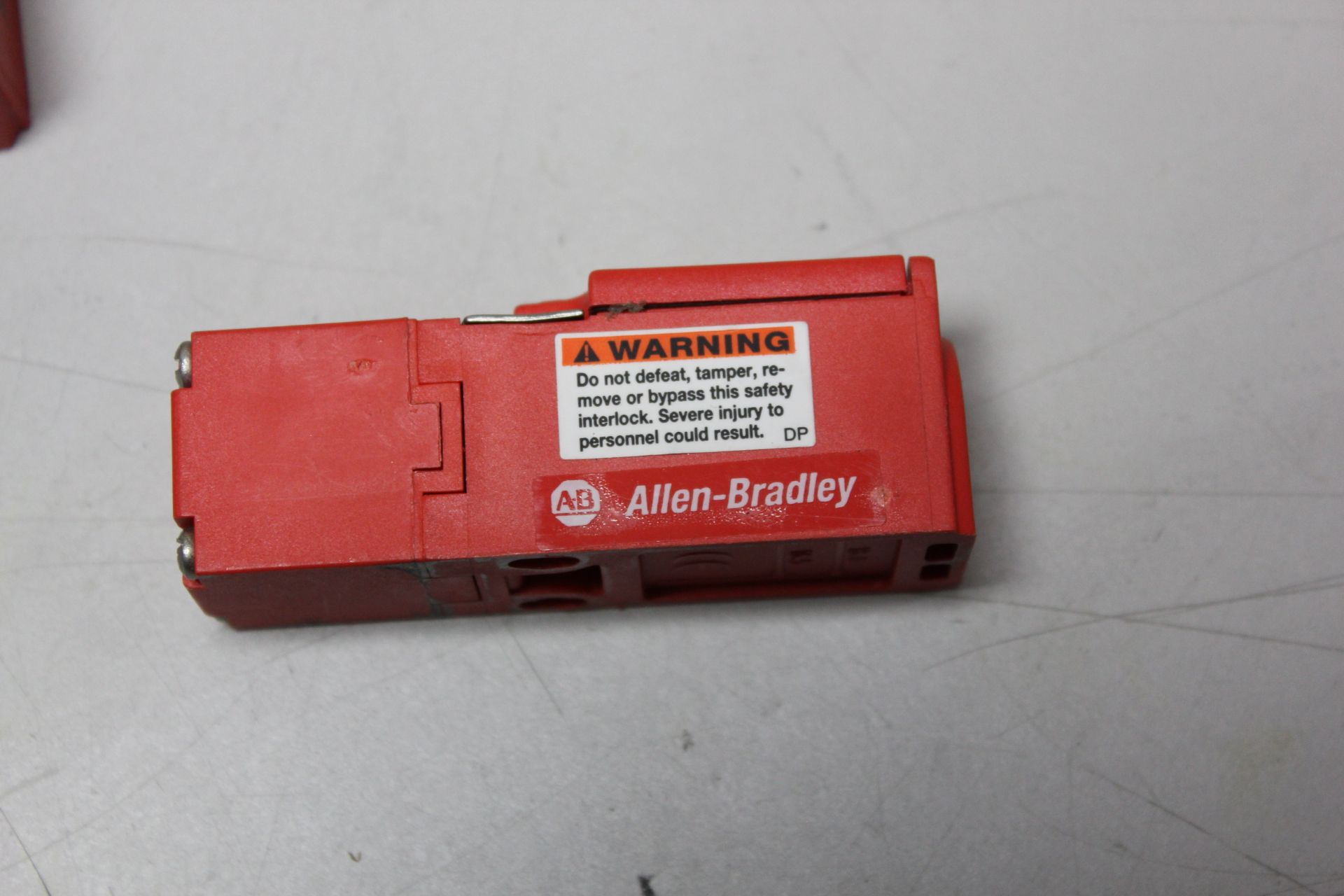 LOT OF ALLEN BRADLEY GUARDMASTER SAFETY SWITCHES - Image 4 of 4