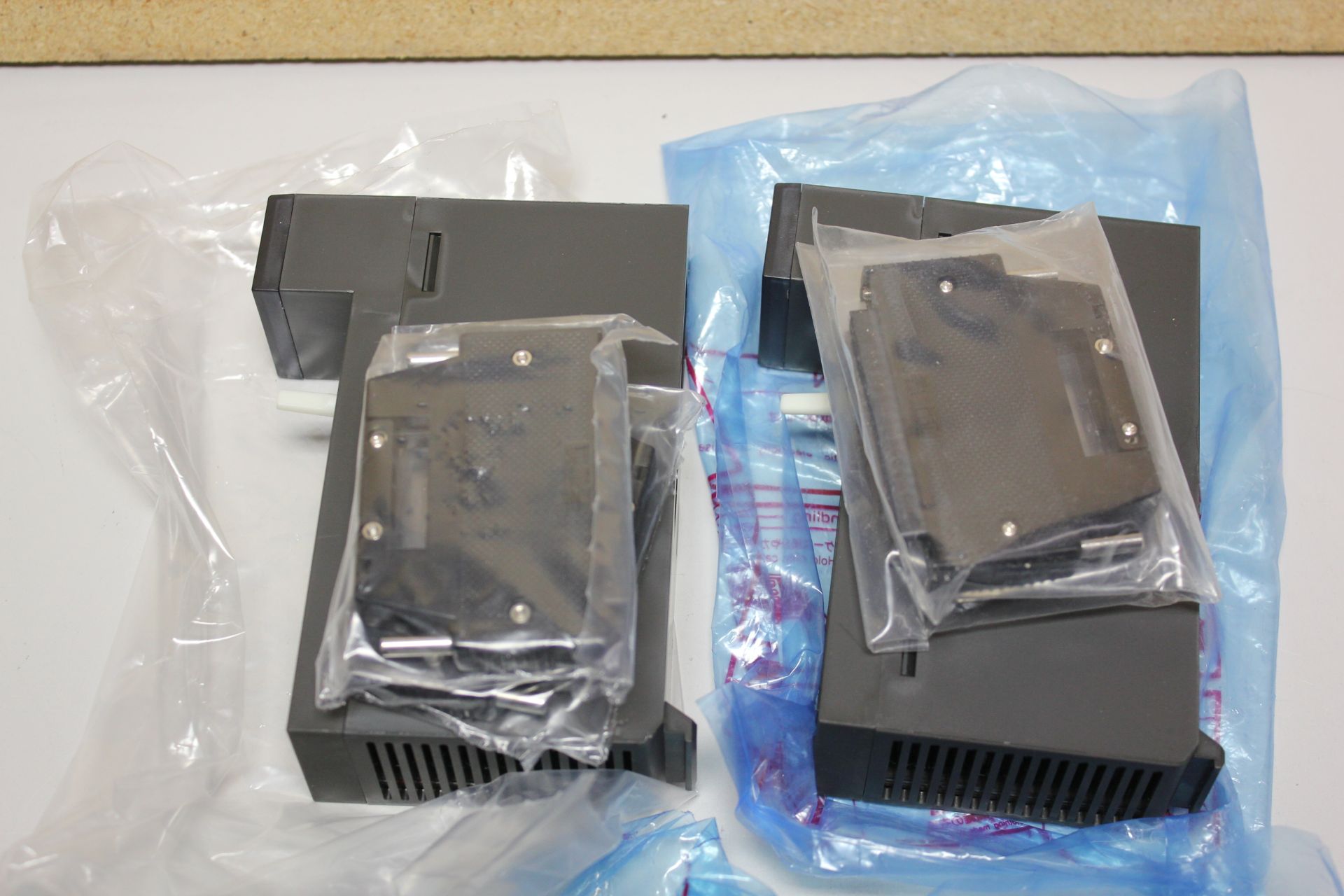 LOT OF UNUSED MITSUBISHI PLC MODULES - Image 3 of 5