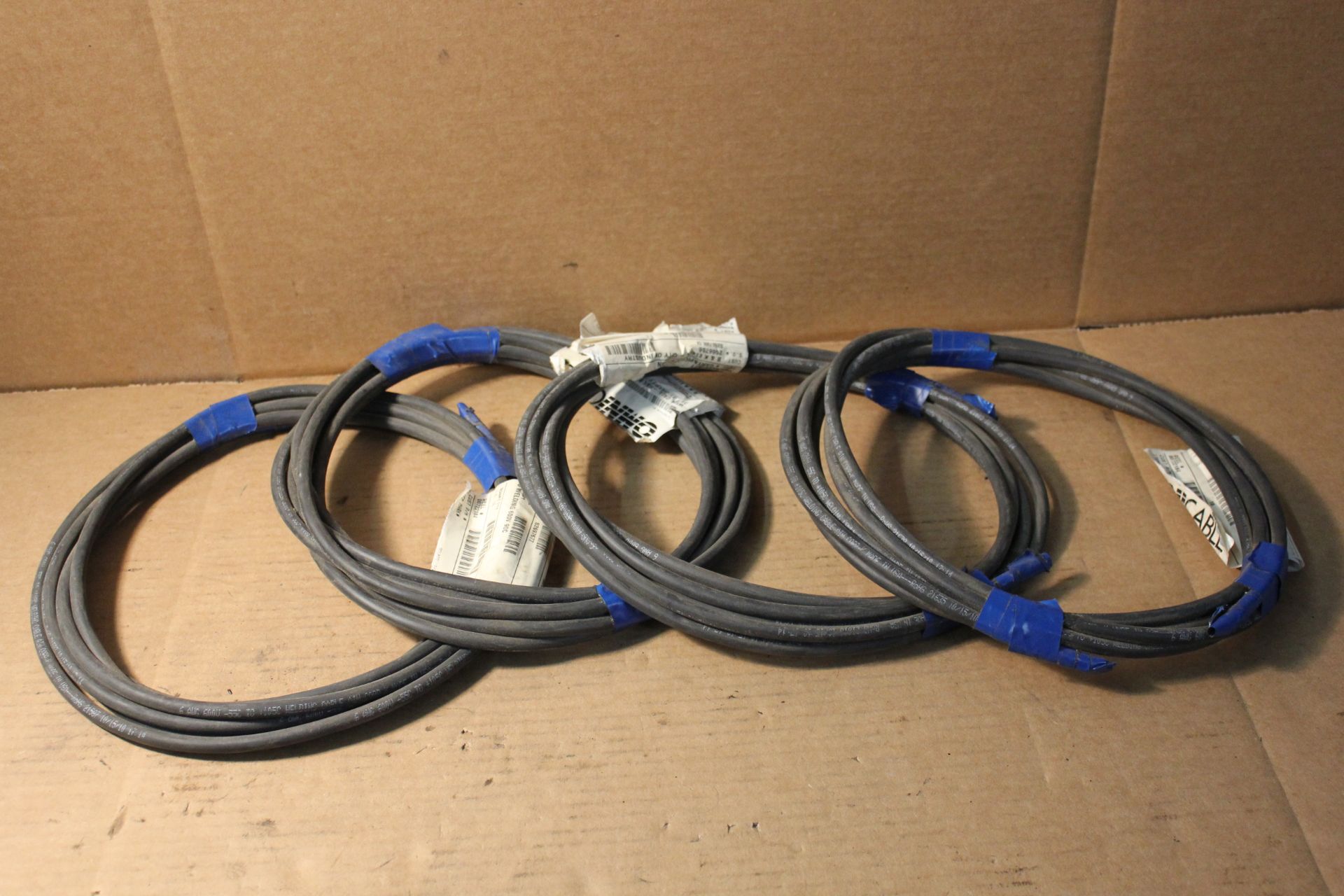 LOT OF 4 OMNICABLE WELDING 600V 90C