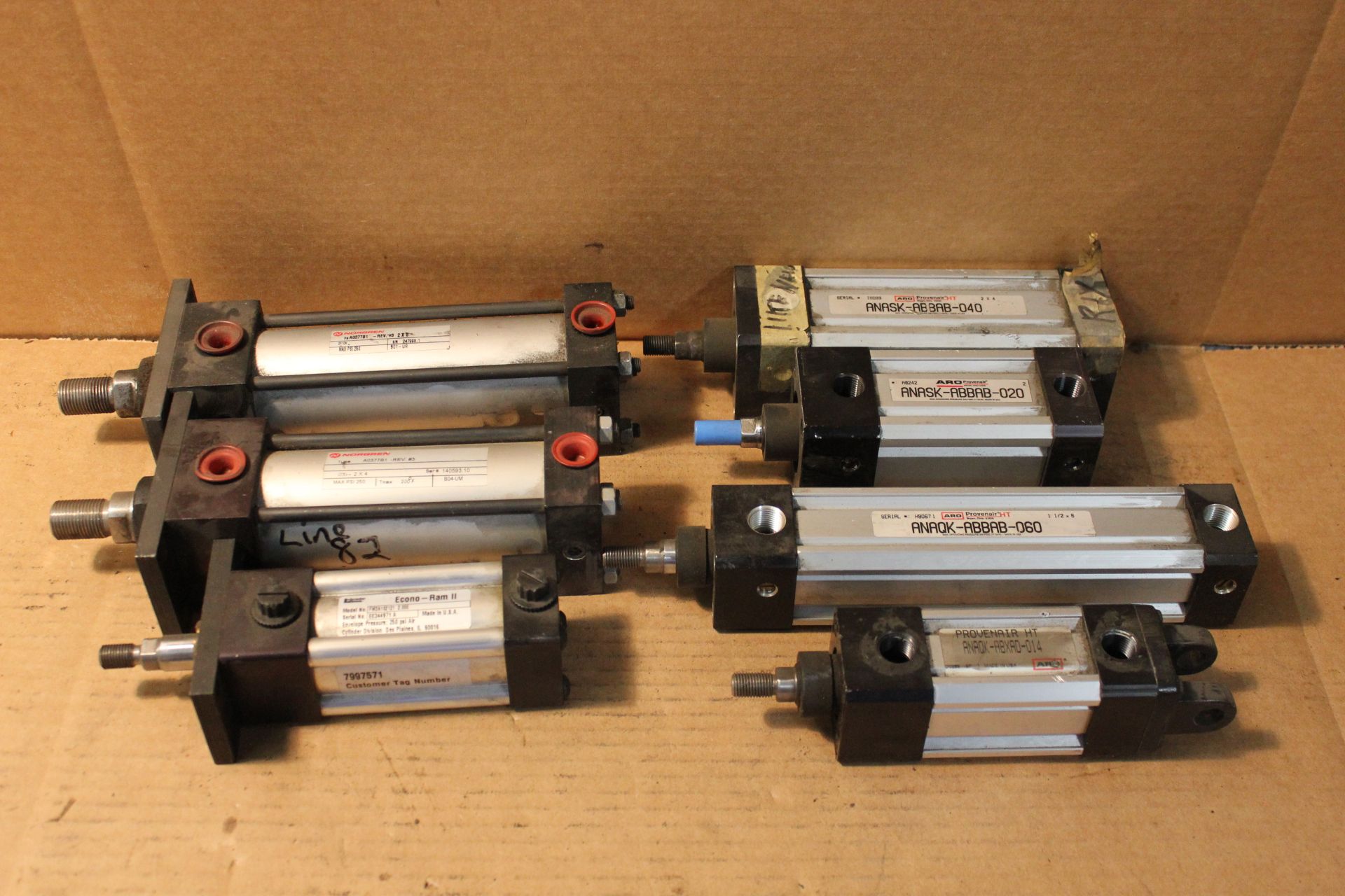 LOT OF 7 PNEUMATIC CYLINDERS