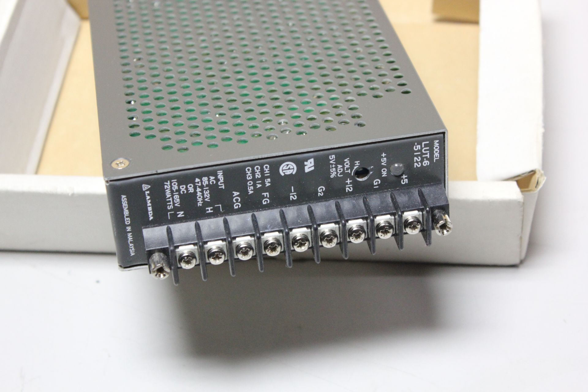 LOT OF NEW LAMBDA INDUSTRIAL AUTOMATION POWER SUPPLIES - Image 5 of 6