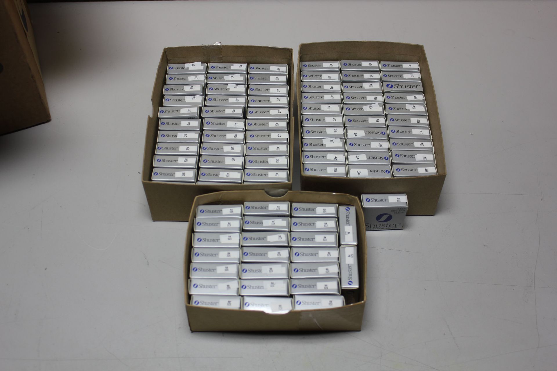 LOT OF NEW SHUSTER ROLLER BEARINGS