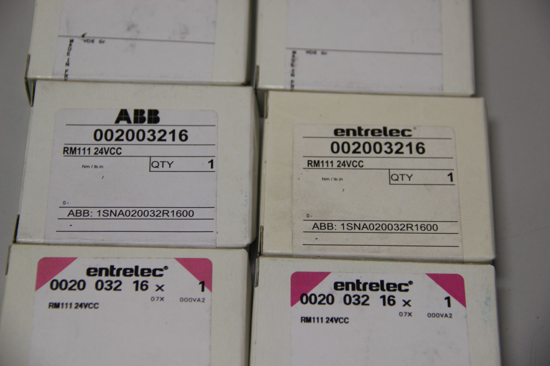 LOT OF NEW ABB ENTRELEC NON-LATCHING RELAY MODULES - Image 2 of 4