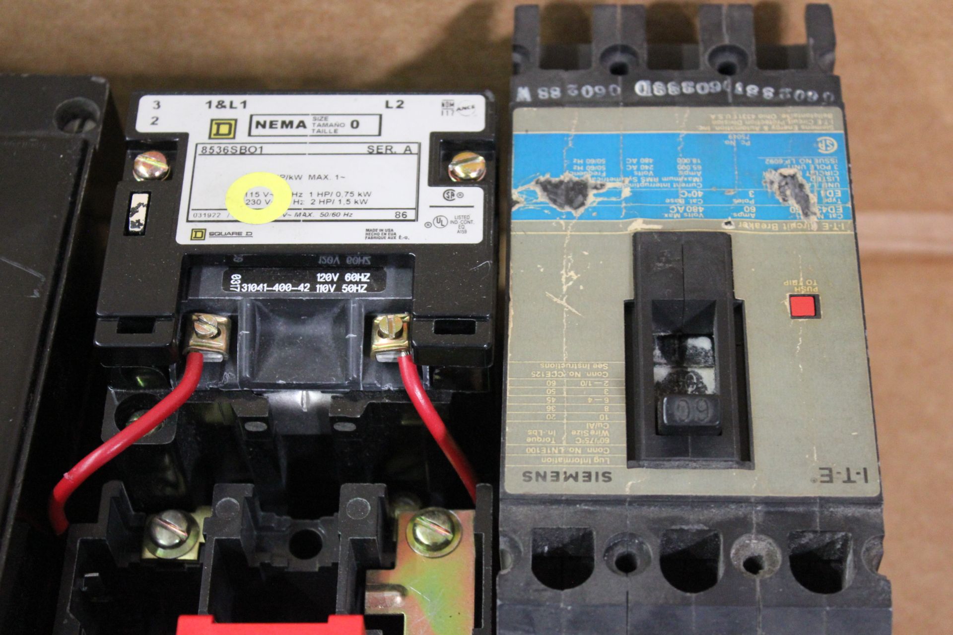 LOT OF INDUSTRIAL CIRCUIT BREAKERS - Image 3 of 3