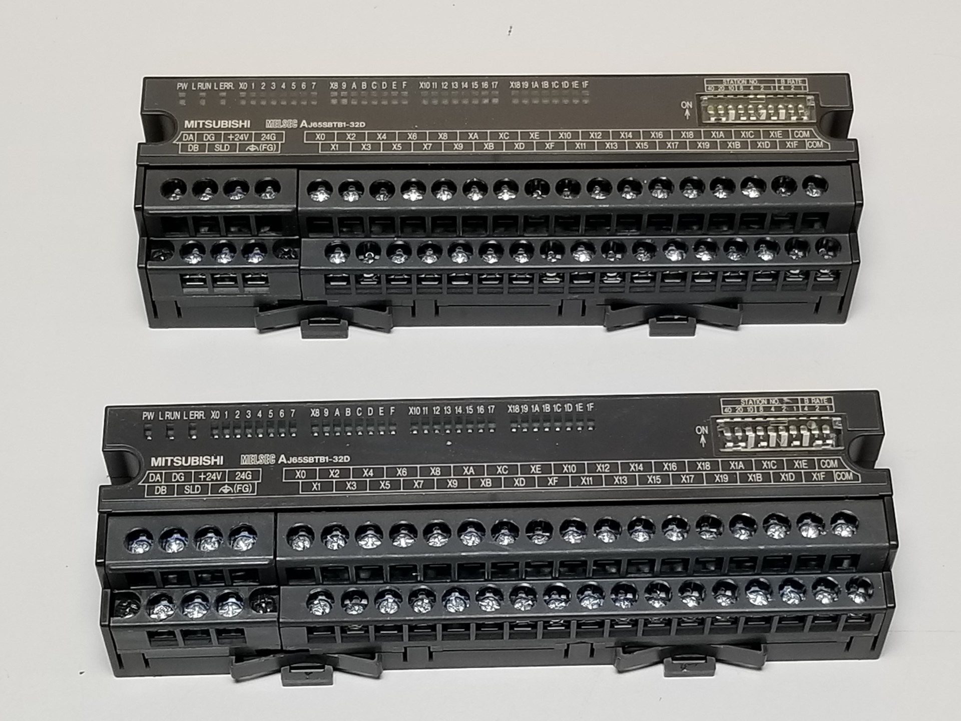 LOT OF MITSUBISHI MELSEC PLC INPUT MODULES