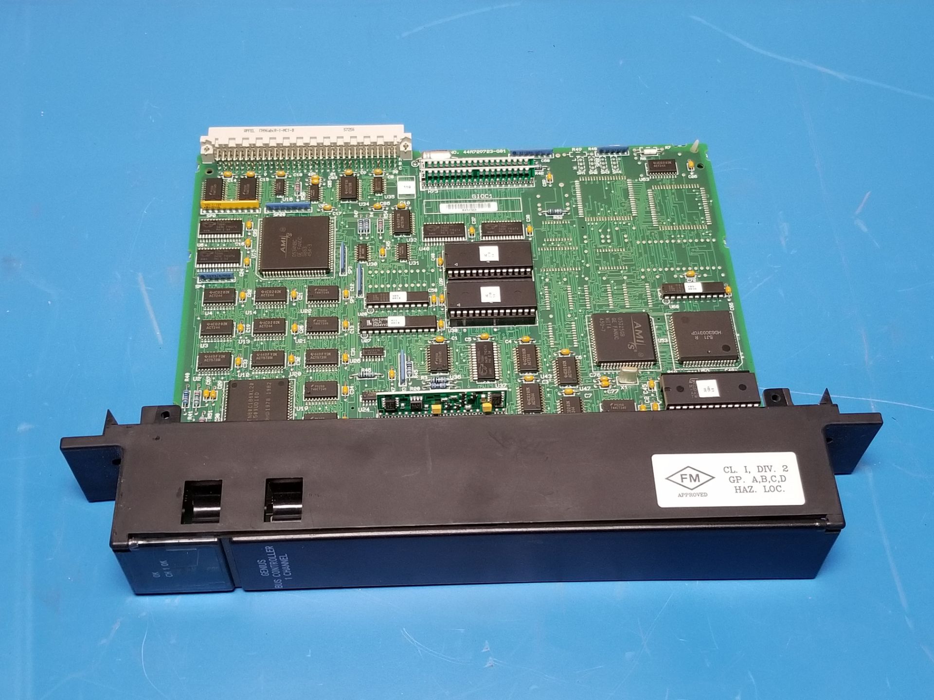 GE FANUC SERIES 90-70 PLC GENIUS BUS CONTROLLER MODULE