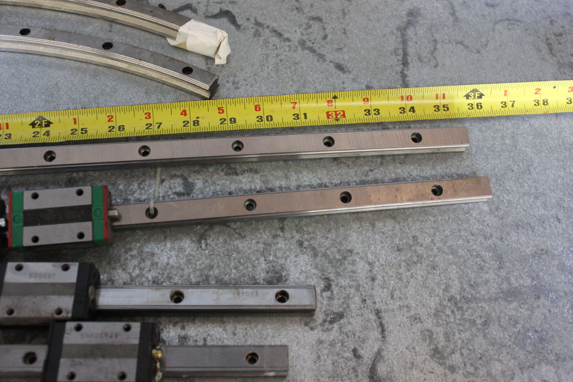 LOT OF LINEAR RAIL GUIDES WITH BEARING BLOCKS - HIWIN, THK,NB,ETC - Image 6 of 17