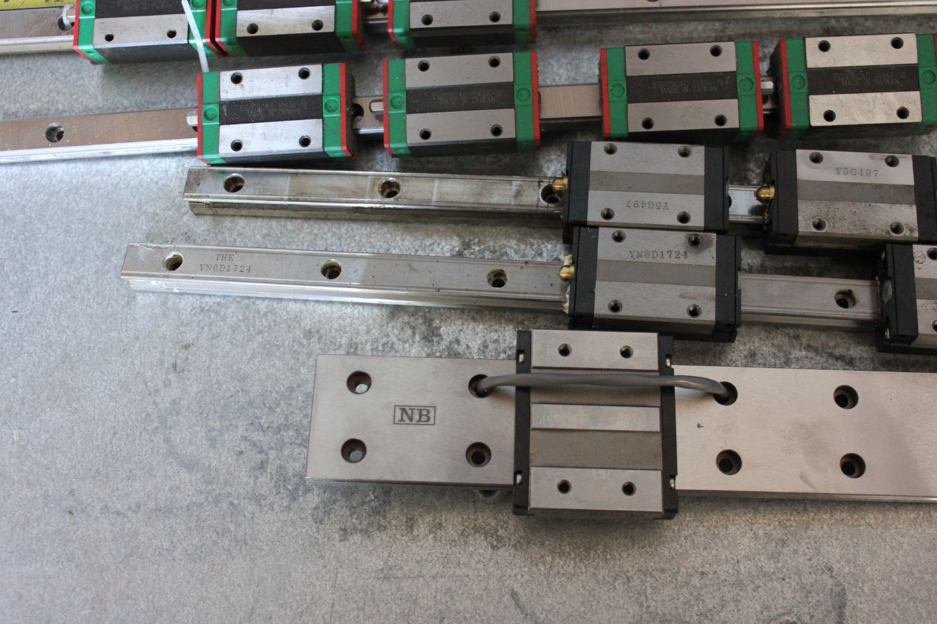 LOT OF LINEAR RAIL GUIDES WITH BEARING BLOCKS - HIWIN, THK,NB,ETC - Image 4 of 17