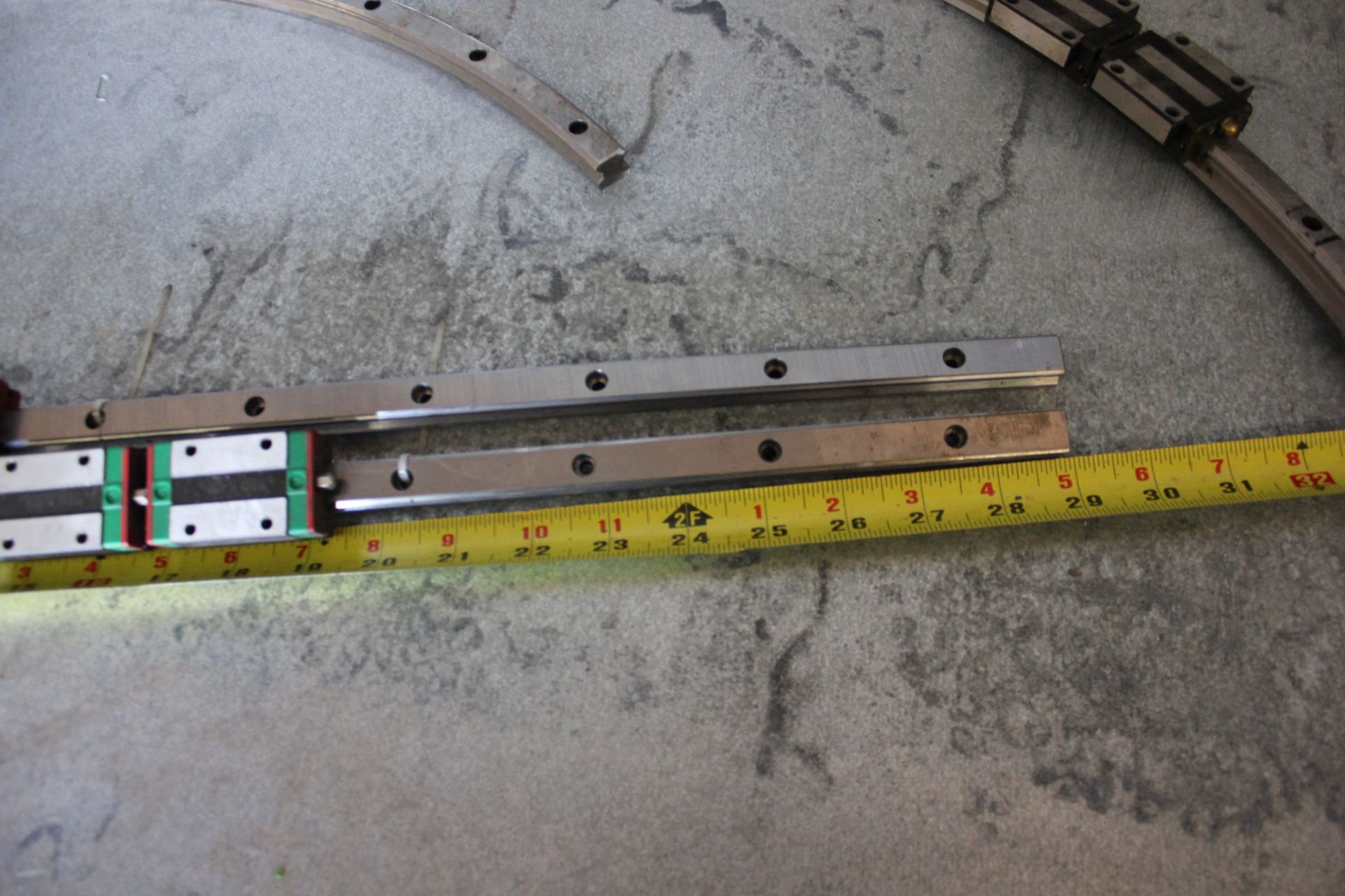 LOT OF LINEAR RAIL GUIDES WITH BEARING BLOCKS - HIWIN, THK,NB,ETC - Image 13 of 17