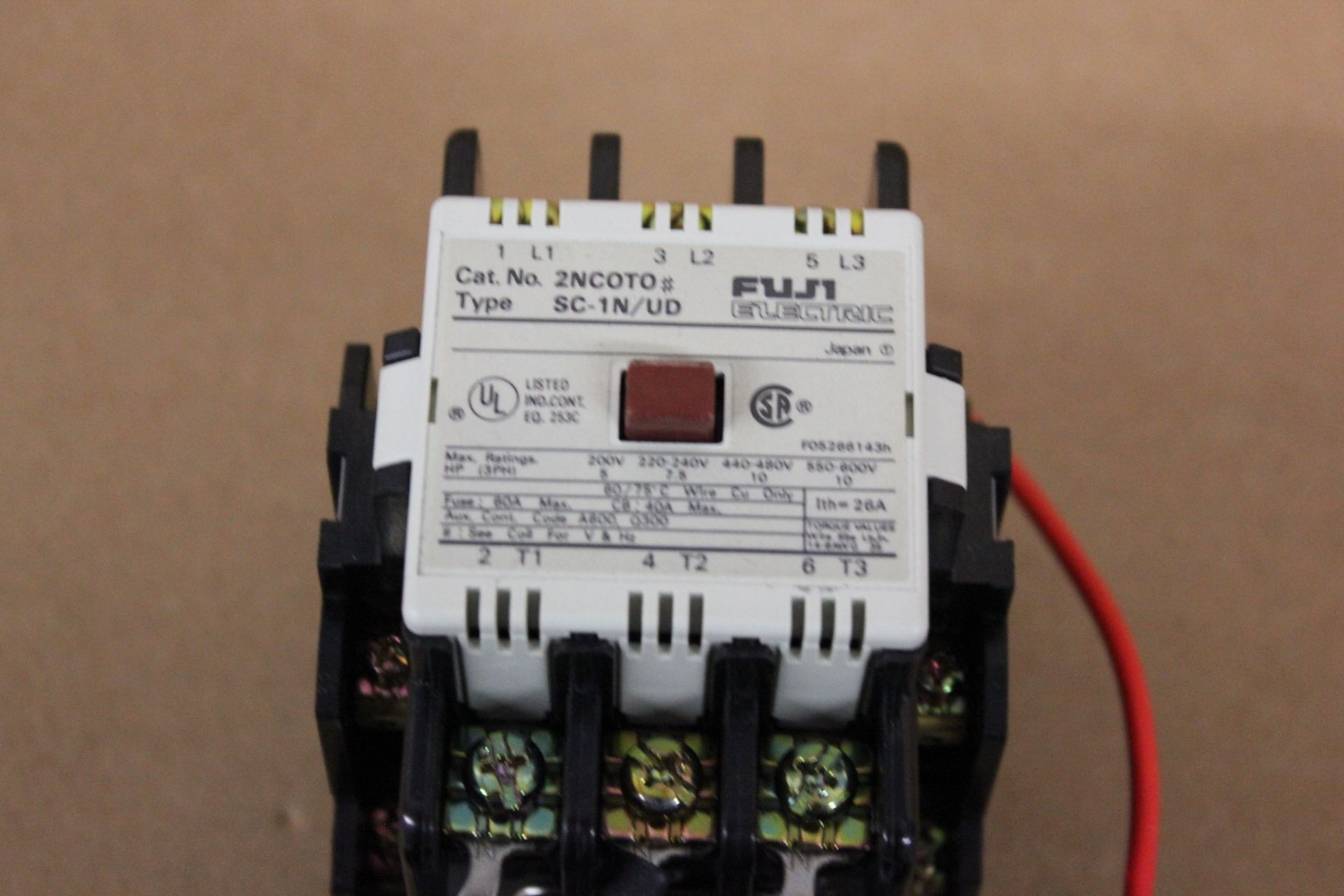 NEW FUJI ELECTRIC MOTOR CONTACTOR - Image 4 of 6