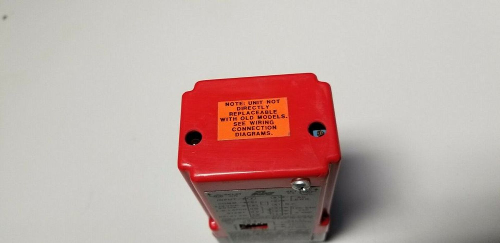 RED LION PLUG IN SPEED SWITCH - Image 2 of 4
