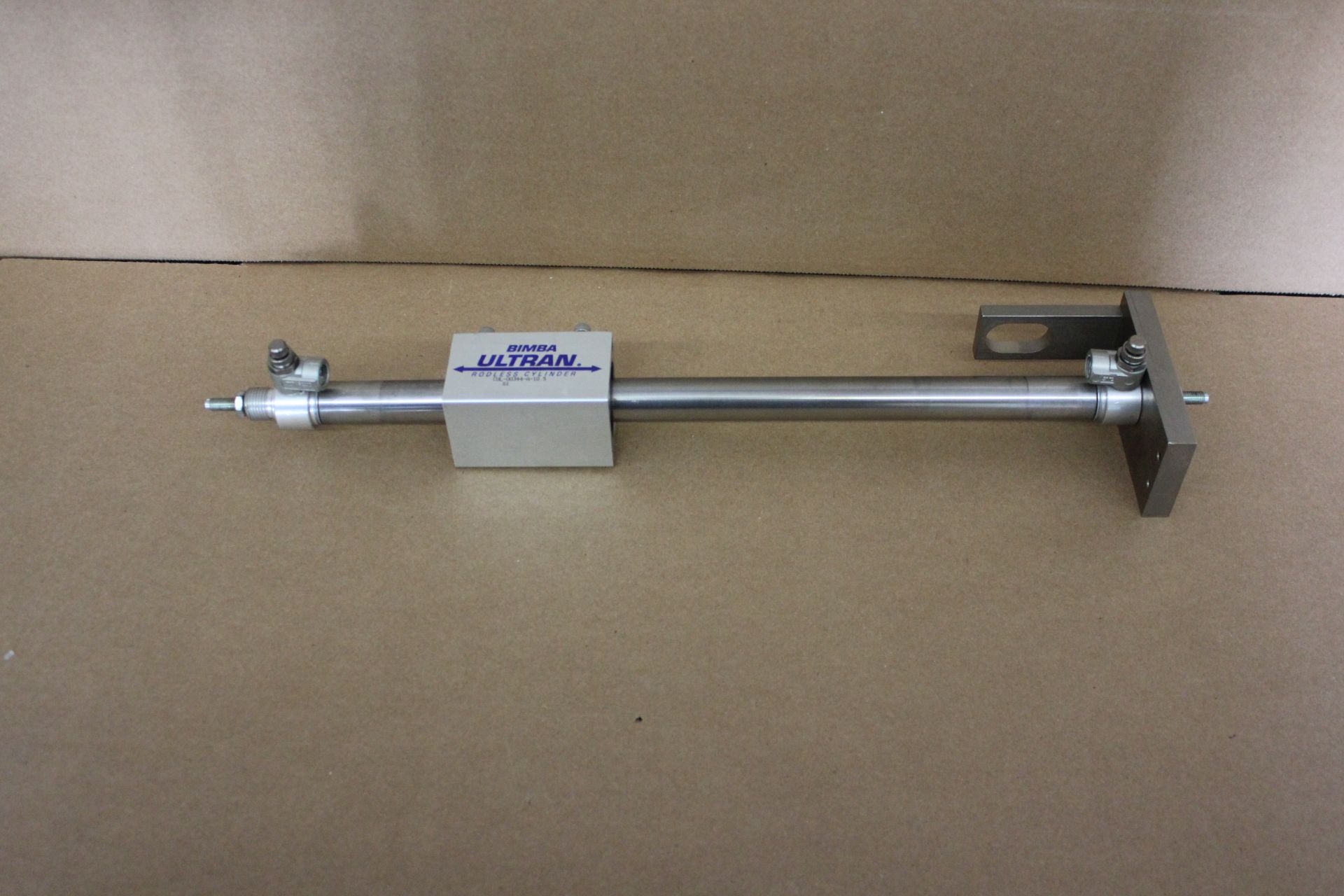 BIMBA ULTRAN RODLESS PNEUMATIC CYLINDER