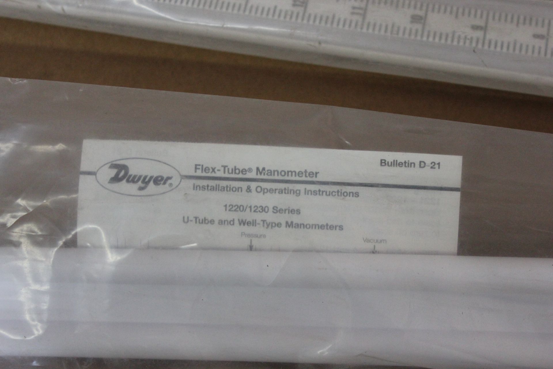 LOT OF NEW DWYER FLEX TUBE MANOMETERS - Image 2 of 7