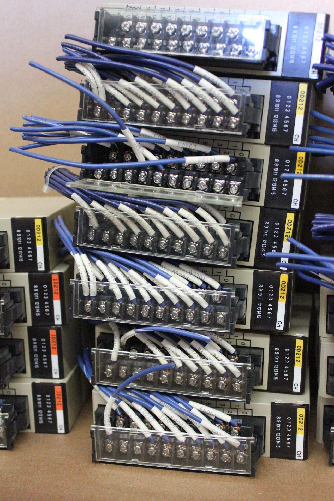 LOT OF OMRON PLC MODULES - Image 3 of 5