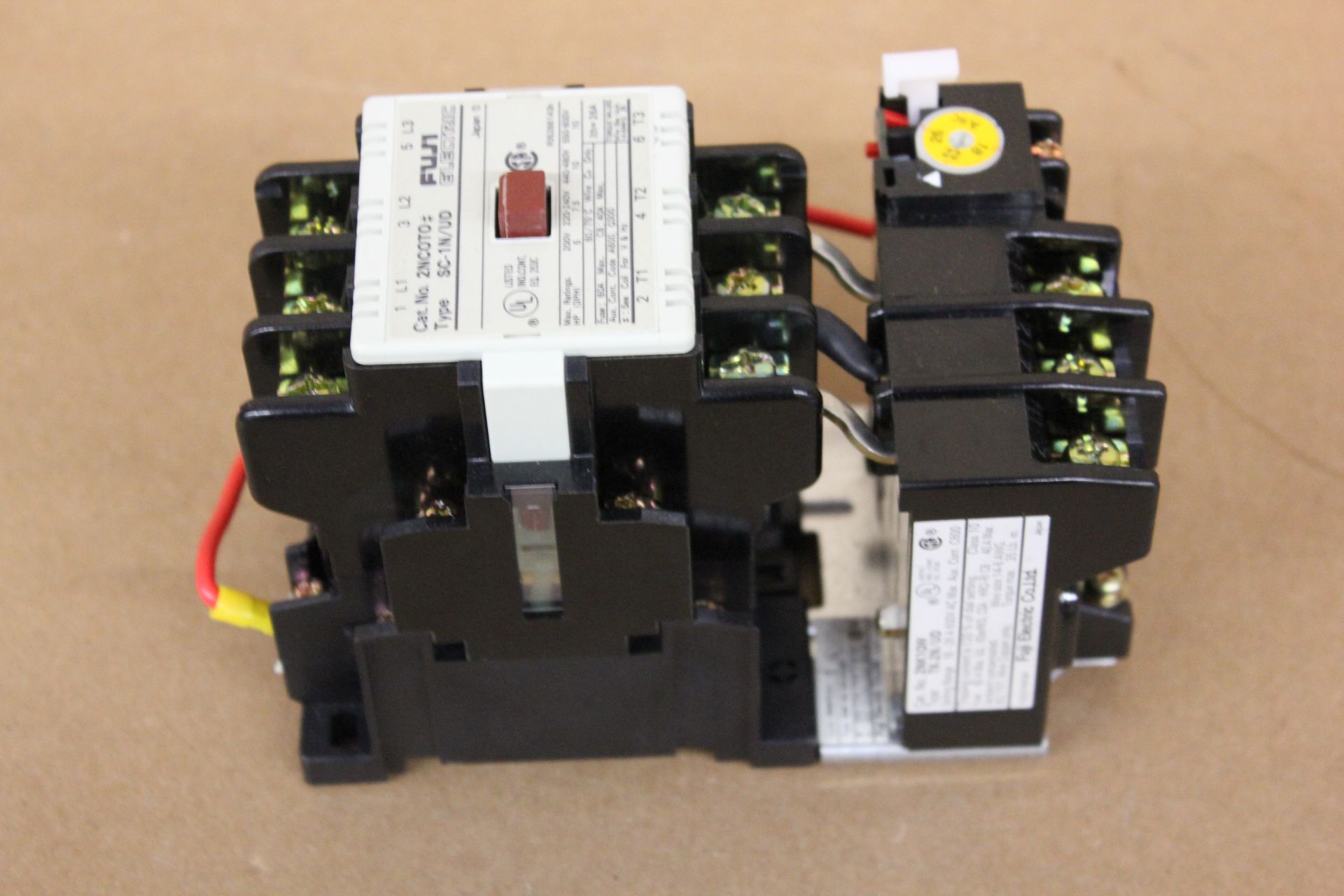 NEW FUJI ELECTRIC MOTOR CONTACTOR - Image 3 of 6