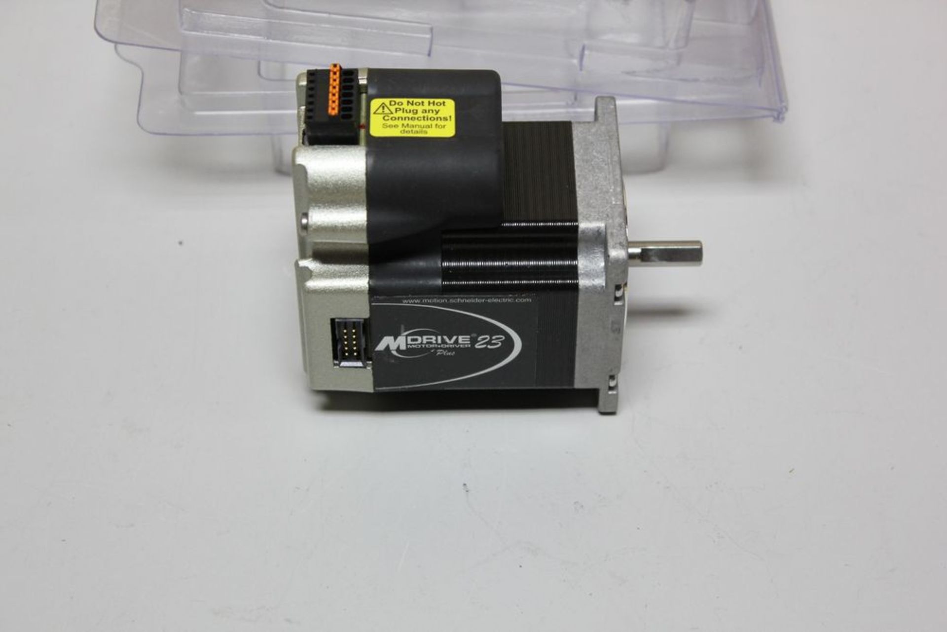 NEW SCHNEIDER MDRIVE 23 PLUS STEPPER MOTOR & DRIVE - Image 4 of 5