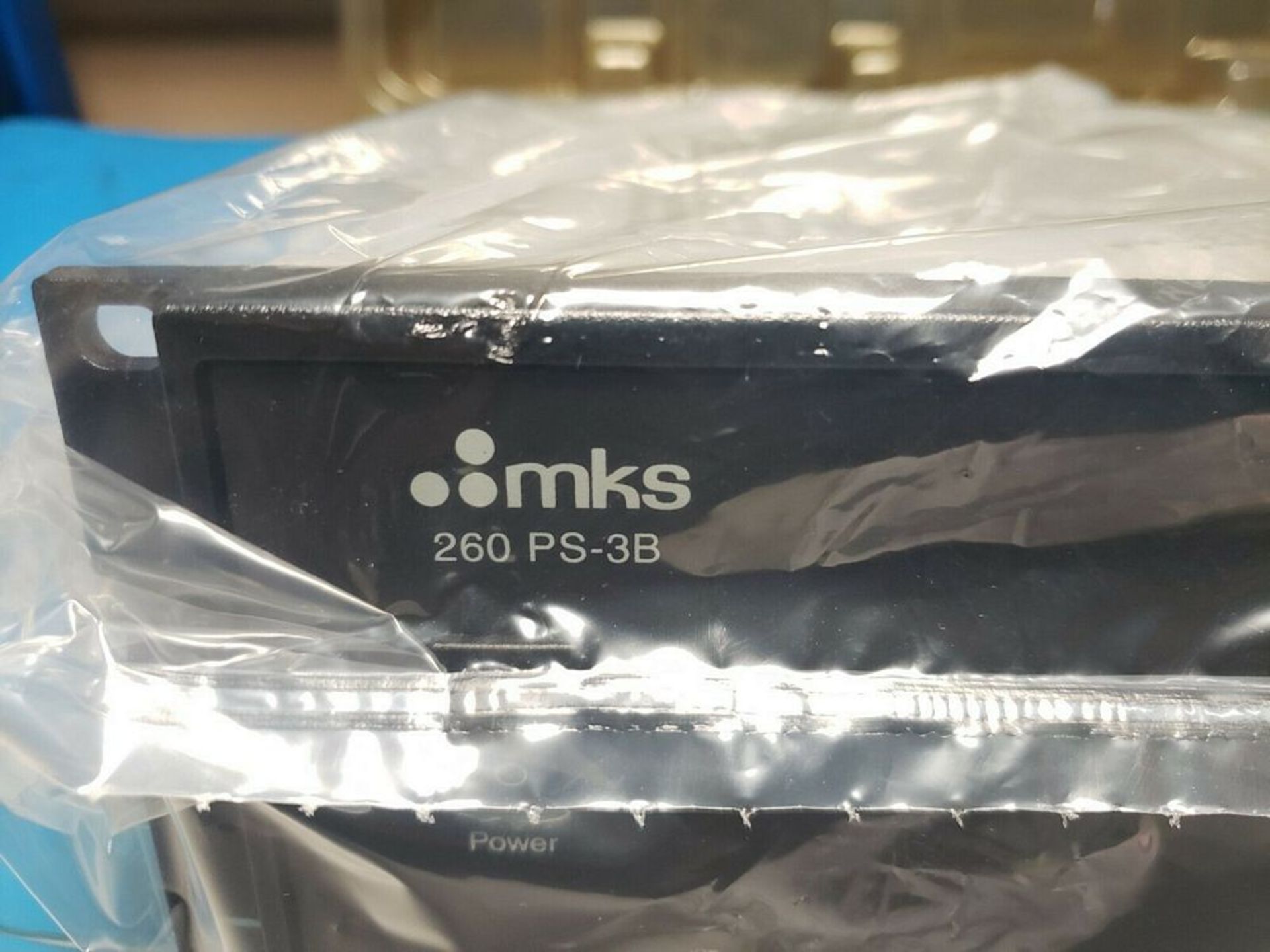 NEW MKS INSTRUMENTS POWER SUPPLY - Image 3 of 4
