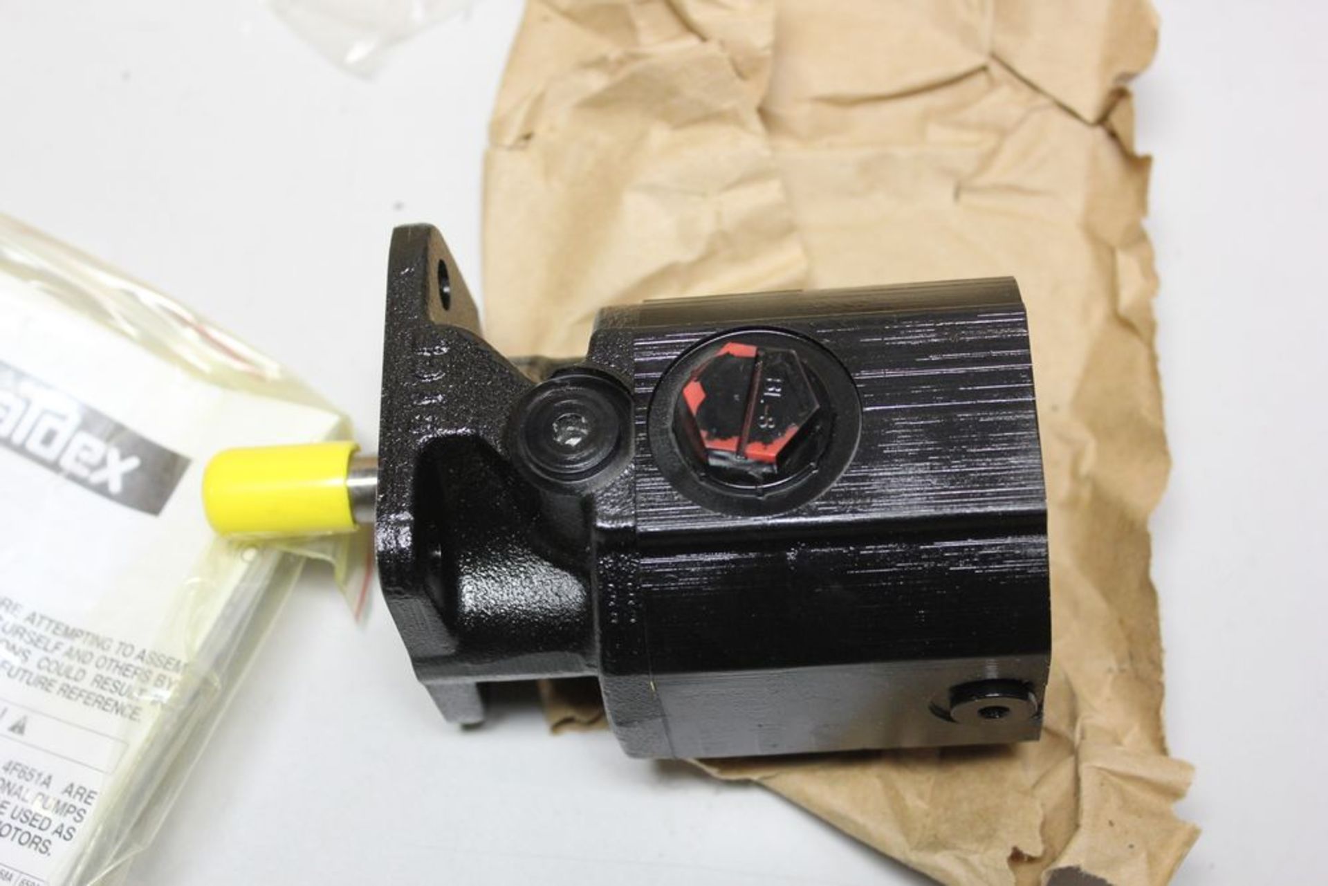 NEW HALDEX HYDRAULIC PUMP/FLUID MOTOR - Image 4 of 6