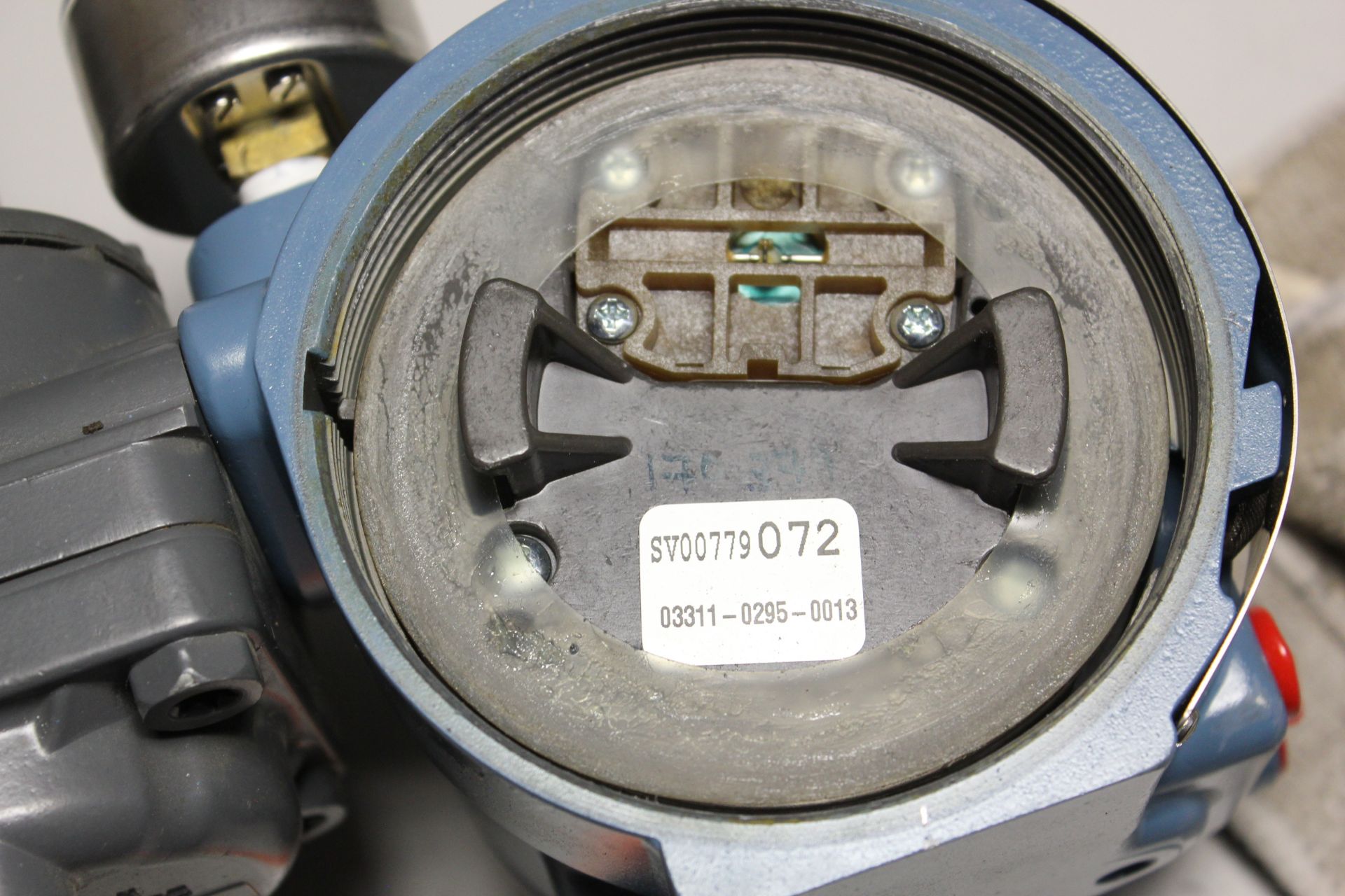 ROSEMOUNT CURRENT TO PRESSURE TRANSDUCER (I/P) - Image 8 of 9