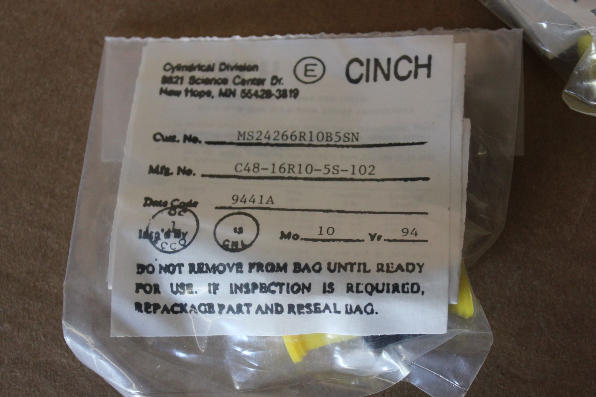 LOT OF NEW CINCH MILITARY SPEC CONNECTORS & CONTACTS - Image 2 of 4