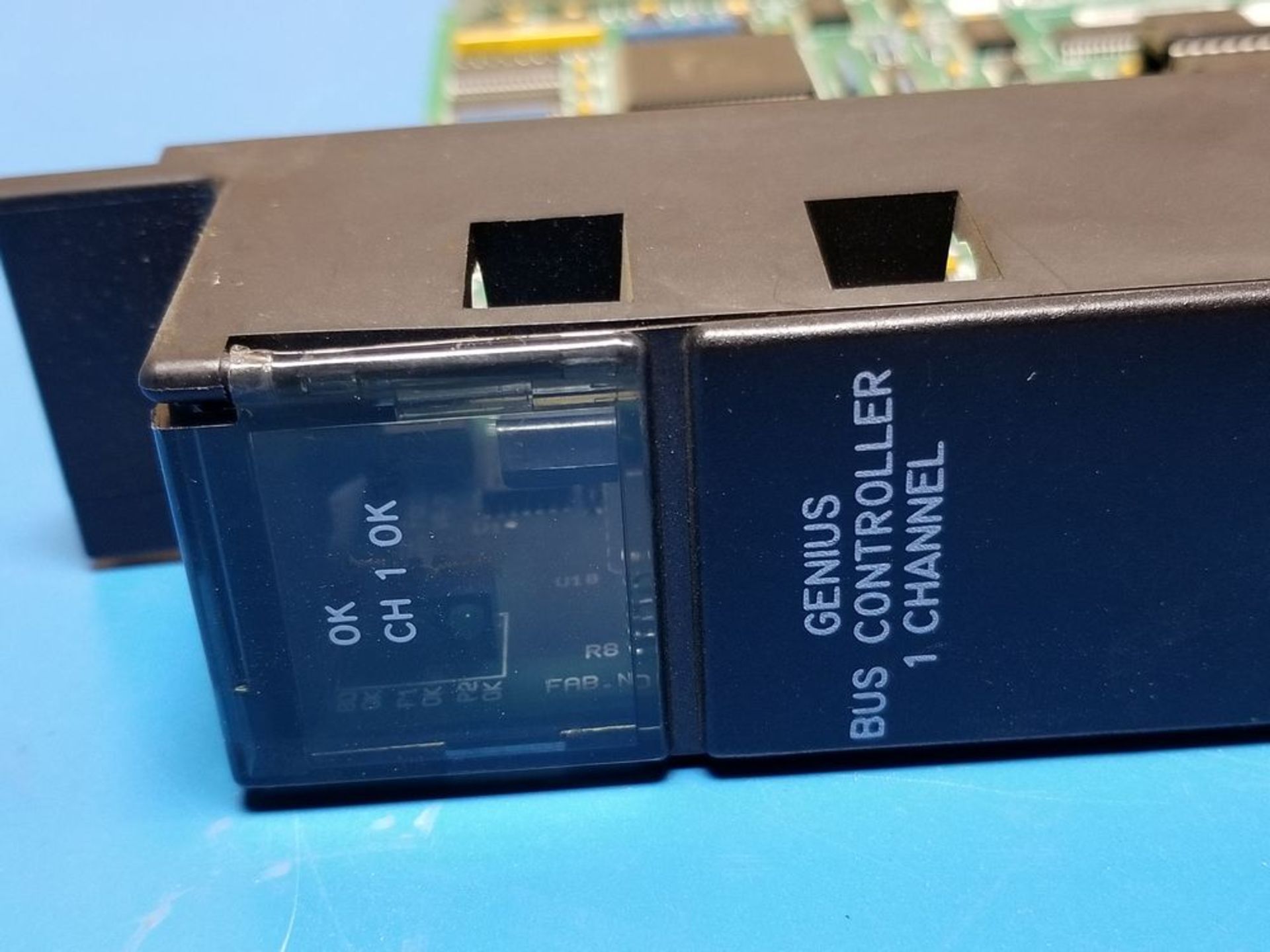 GE FANUC SERIES 90-70 PLC GENIUS BUS CONTROLLER MODULE - Image 2 of 5