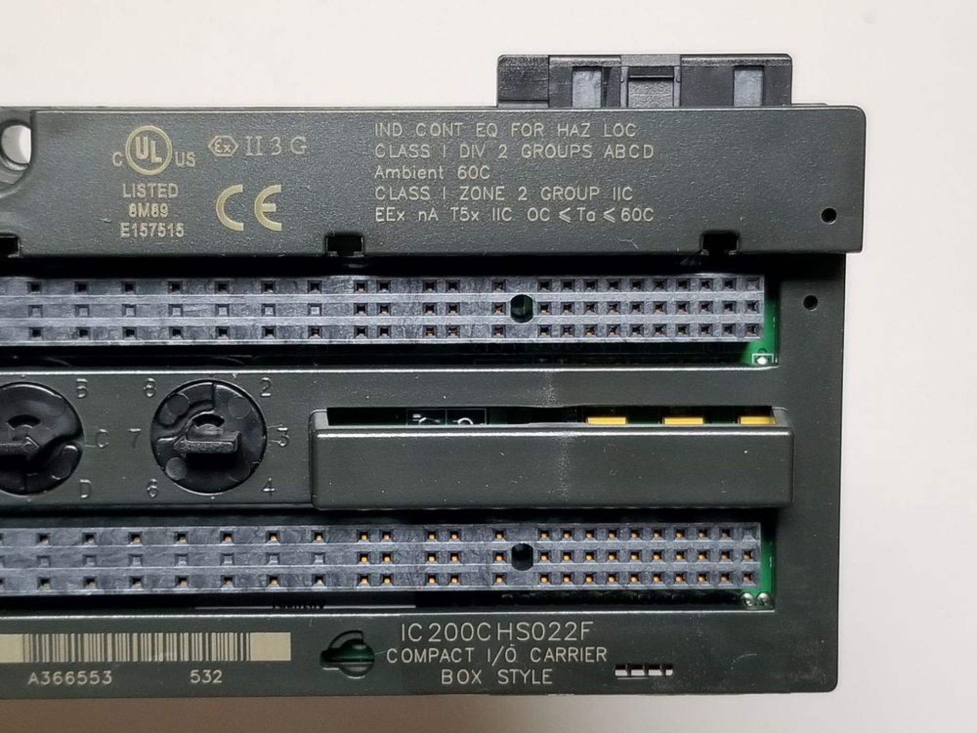 GE FANUC PLC ANALOG INPUT MODULE & CARRIER - Image 4 of 4