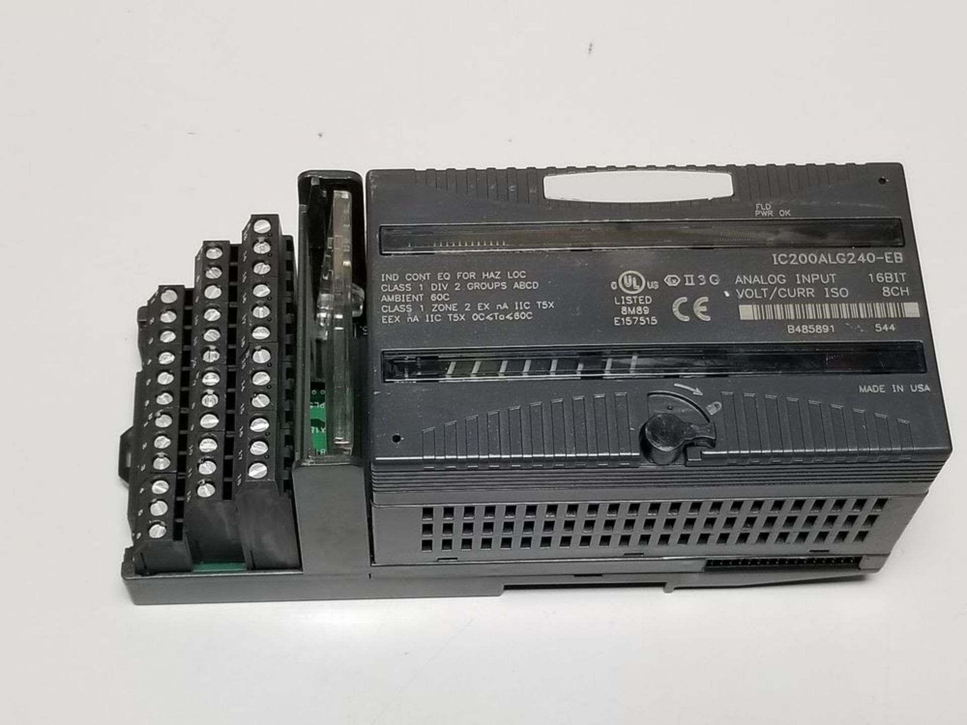 GE FANUC PLC ANALOG INPUT MODULE & CARRIER