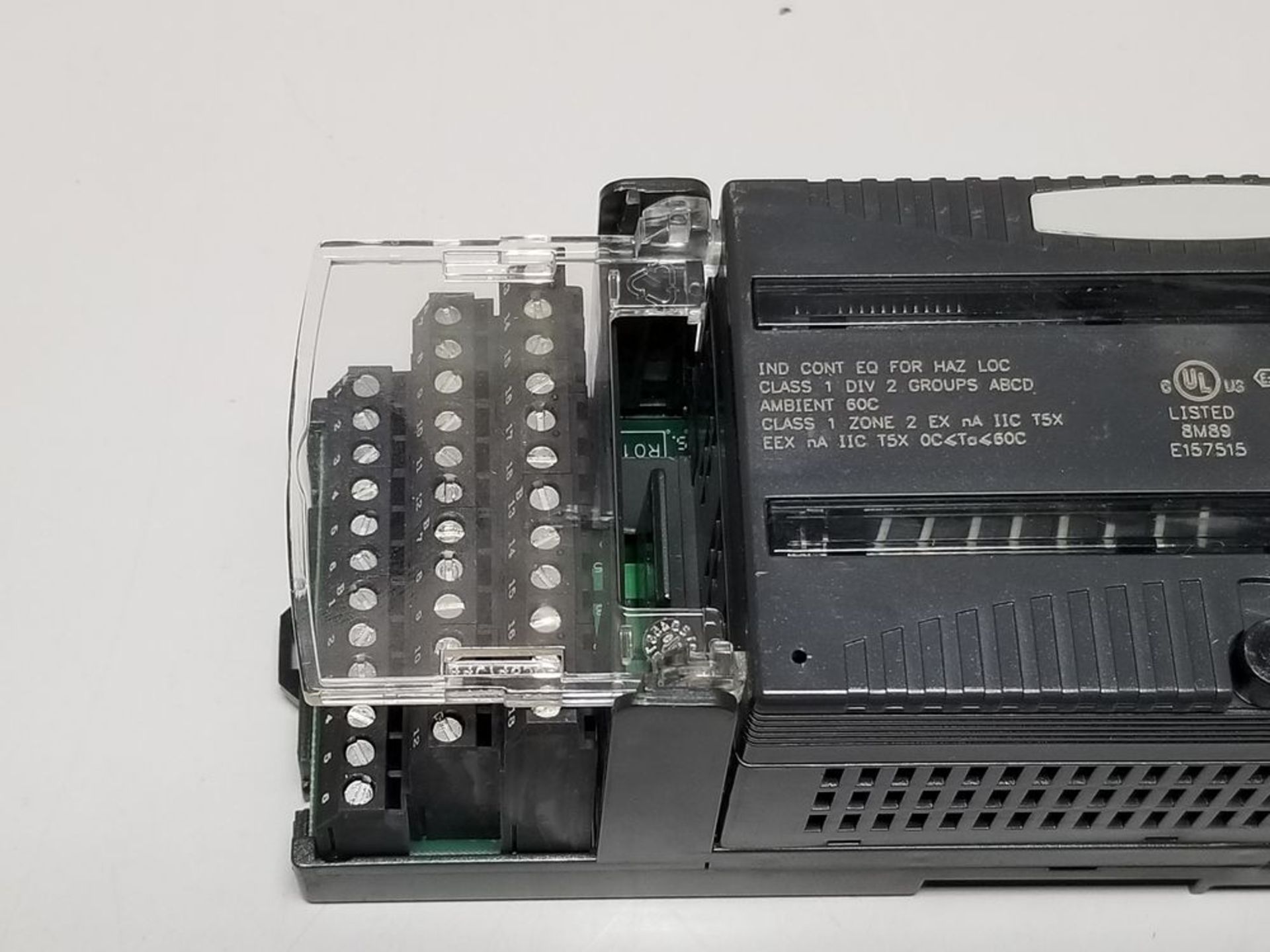 GE FANUC PLC ANALOG INPUT MODULE & CARRIER - Image 2 of 4