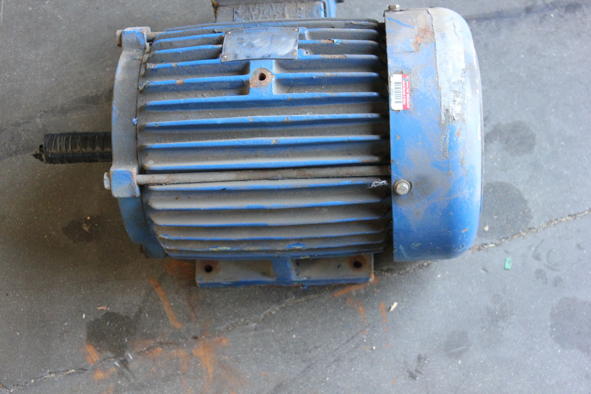 TECO 10HP INDUSTRIAL MOTOR - Image 3 of 4