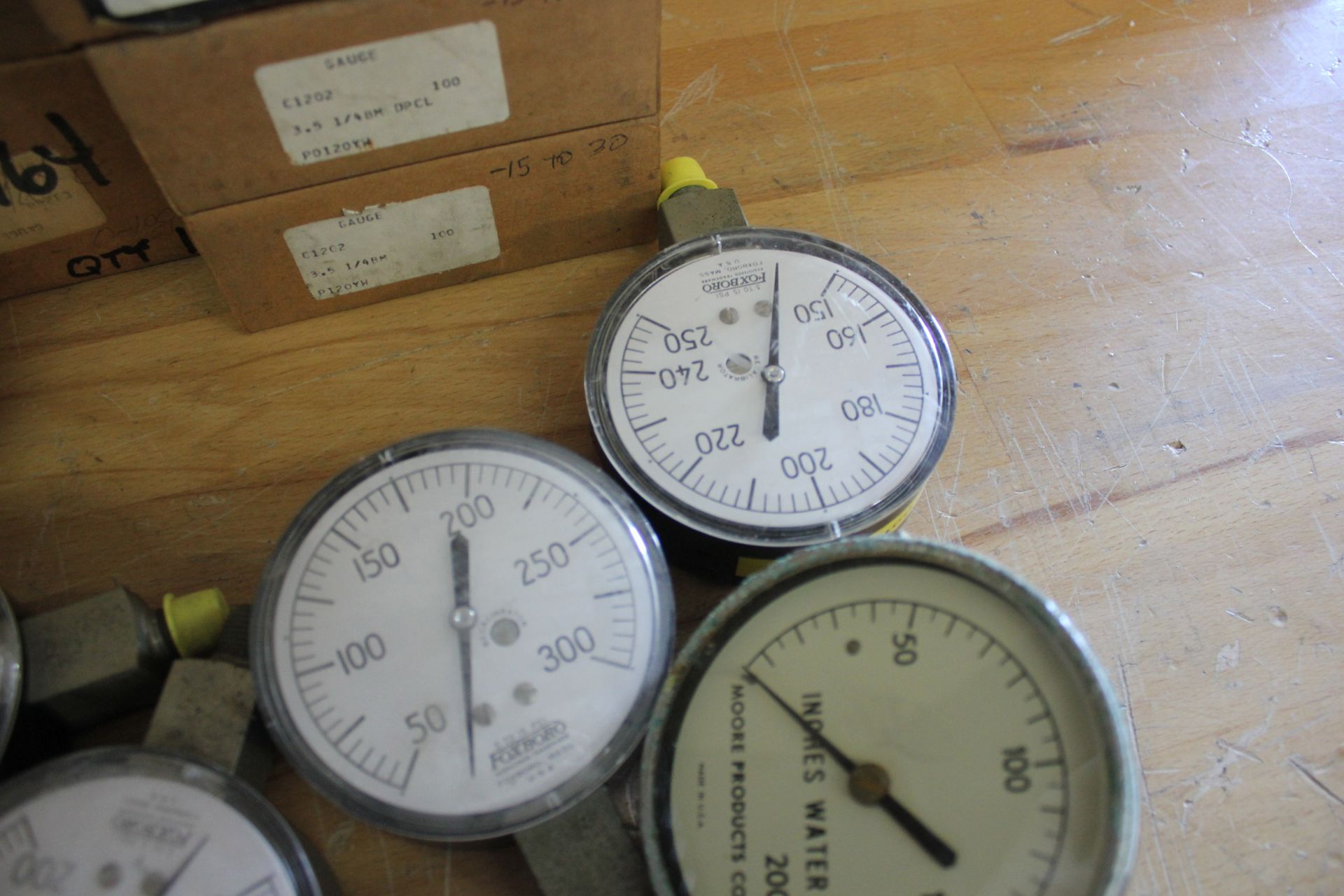 LOT OF NEW & USED INDUSTRIAL PRESSURE GAUGES - Image 8 of 8