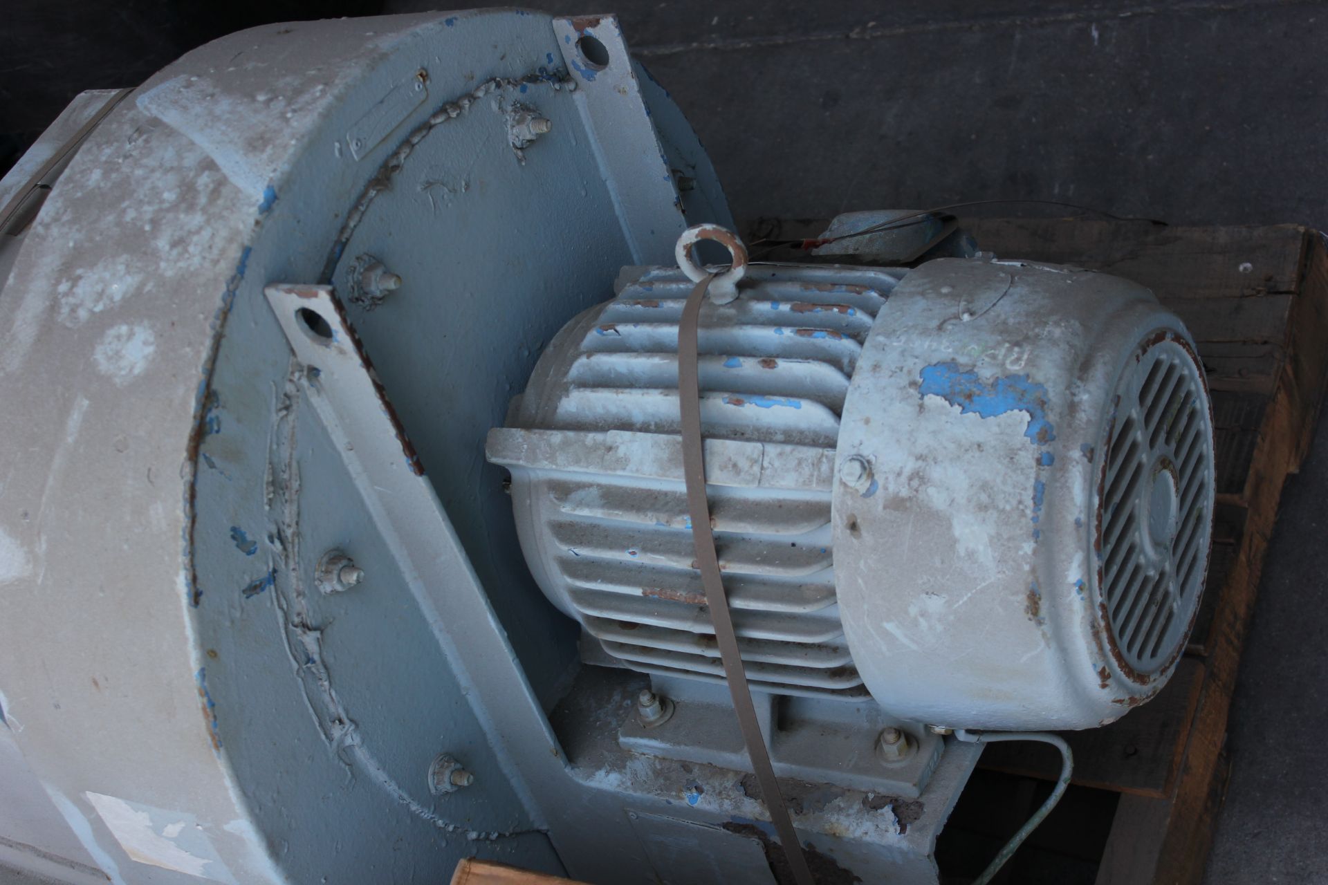 US MOTORS 10HP MOTOR AND BLOWER - Image 2 of 6