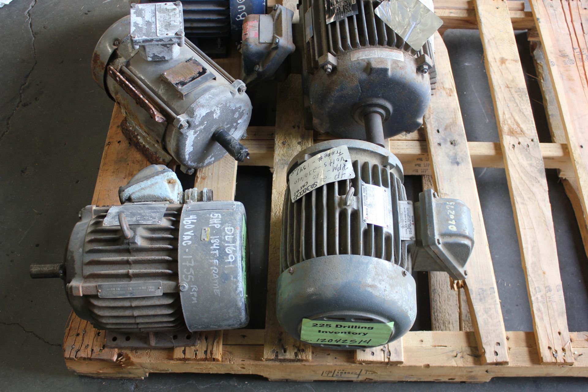 1 PALLET OF LARGE INDUSTRIAL MOTORS - Image 13 of 13