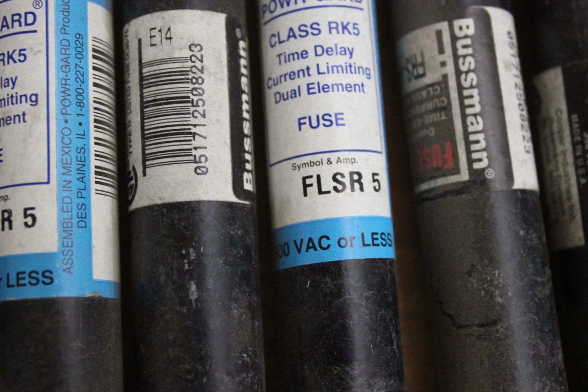 LOT OF VARIOUS UNUSED FUSES - Image 3 of 5