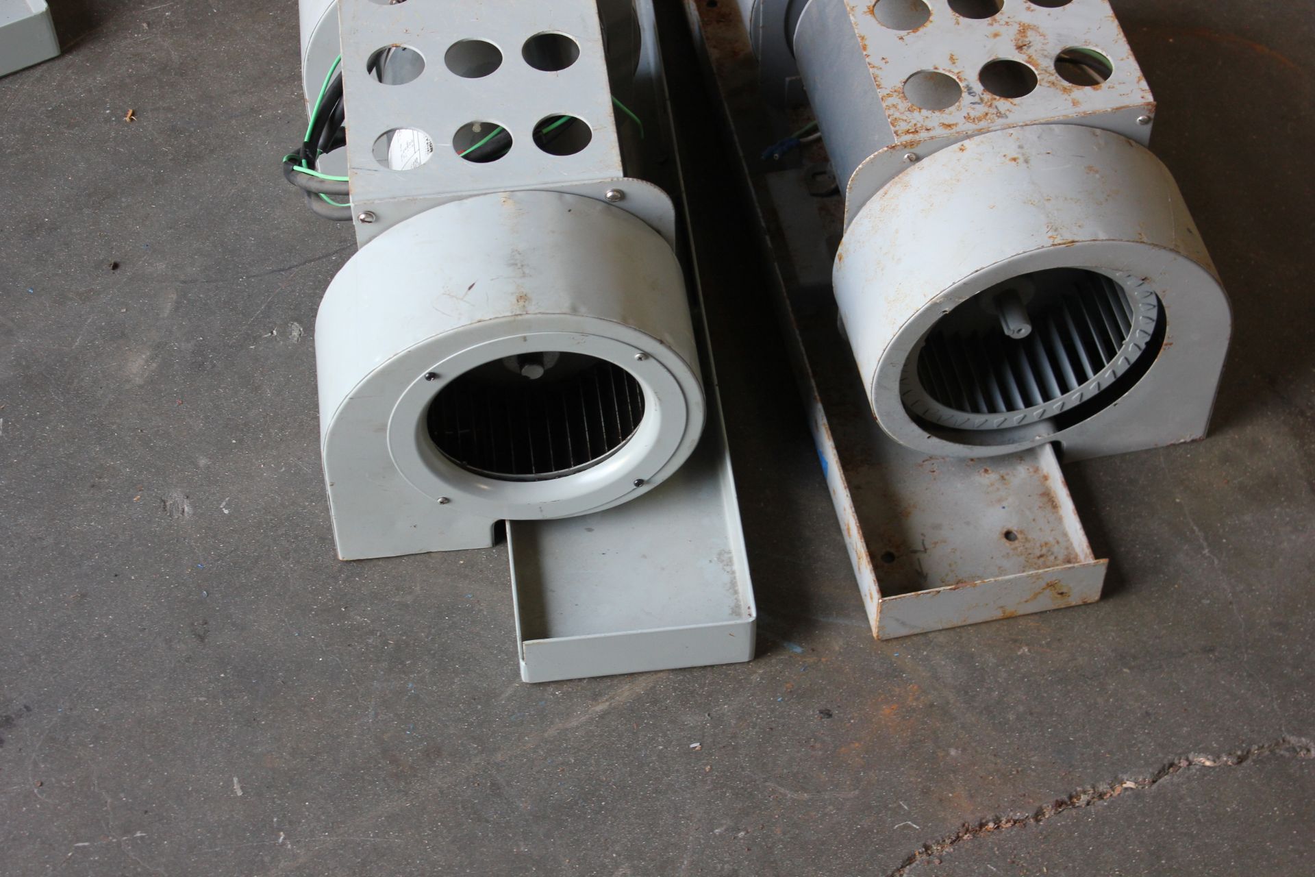 LOT OF 2 INDUSTRIAL BLOWERS WITH MOTORS - Image 4 of 6