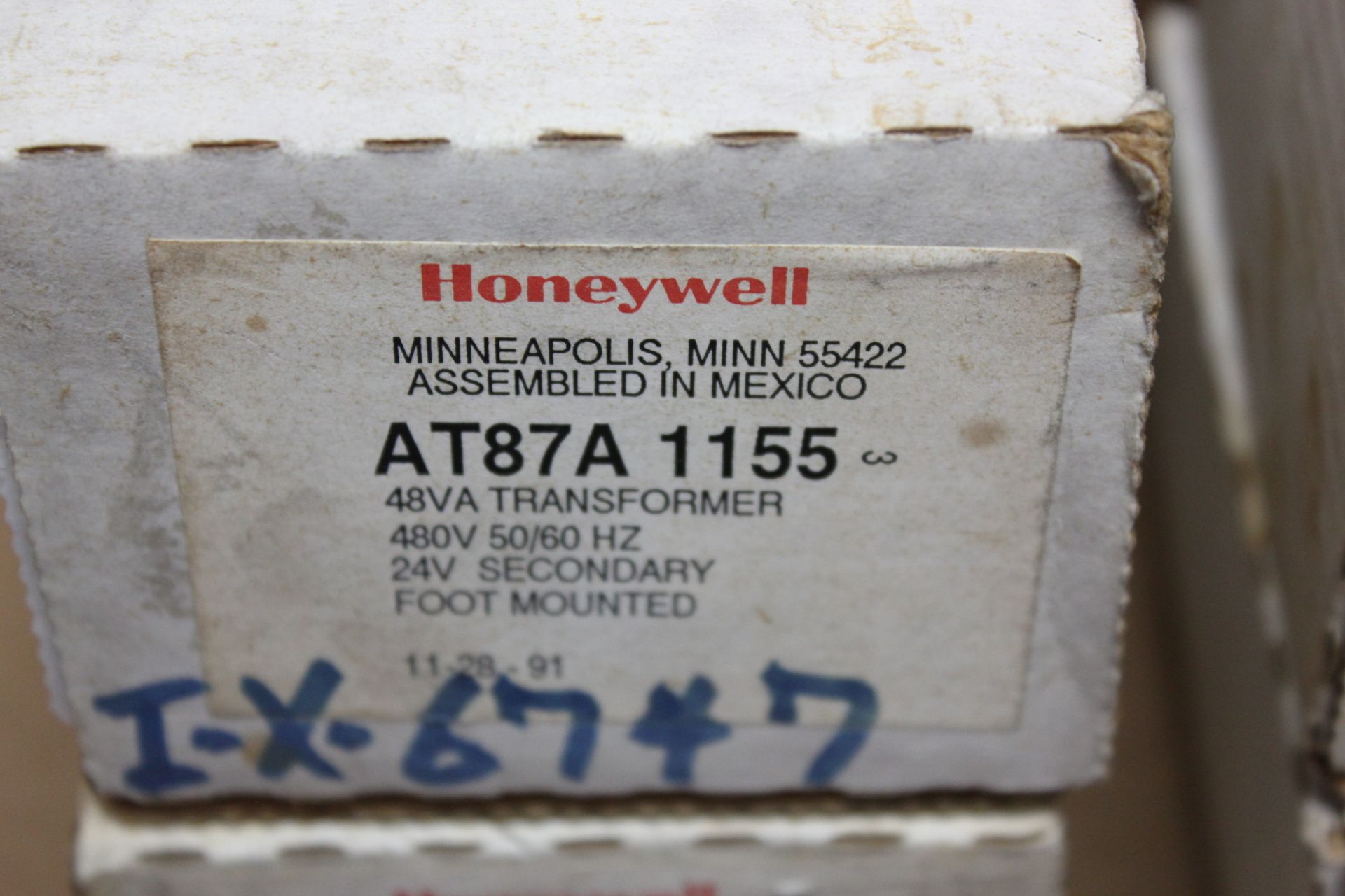 LOT OF 4 NEW HONEYWELL TRANSFORMERS - Image 2 of 3